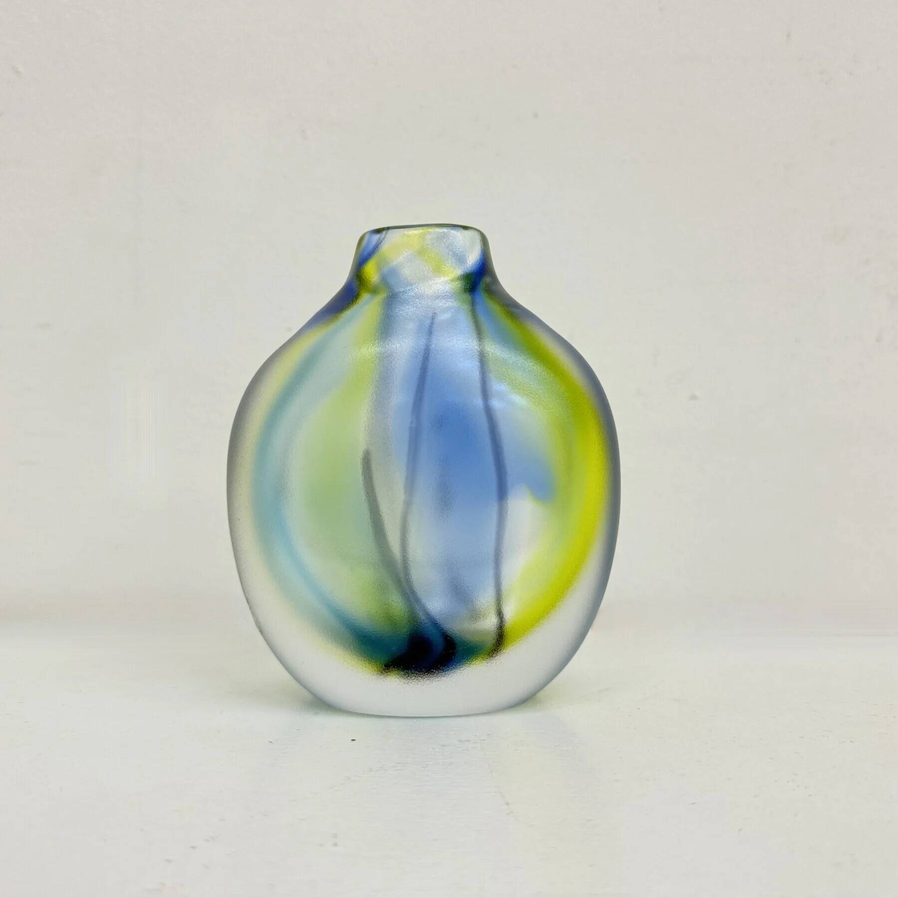 Kosta Boda glass vase Royal Art Collection by Göran Wärff for Kosta Boda Sweden
