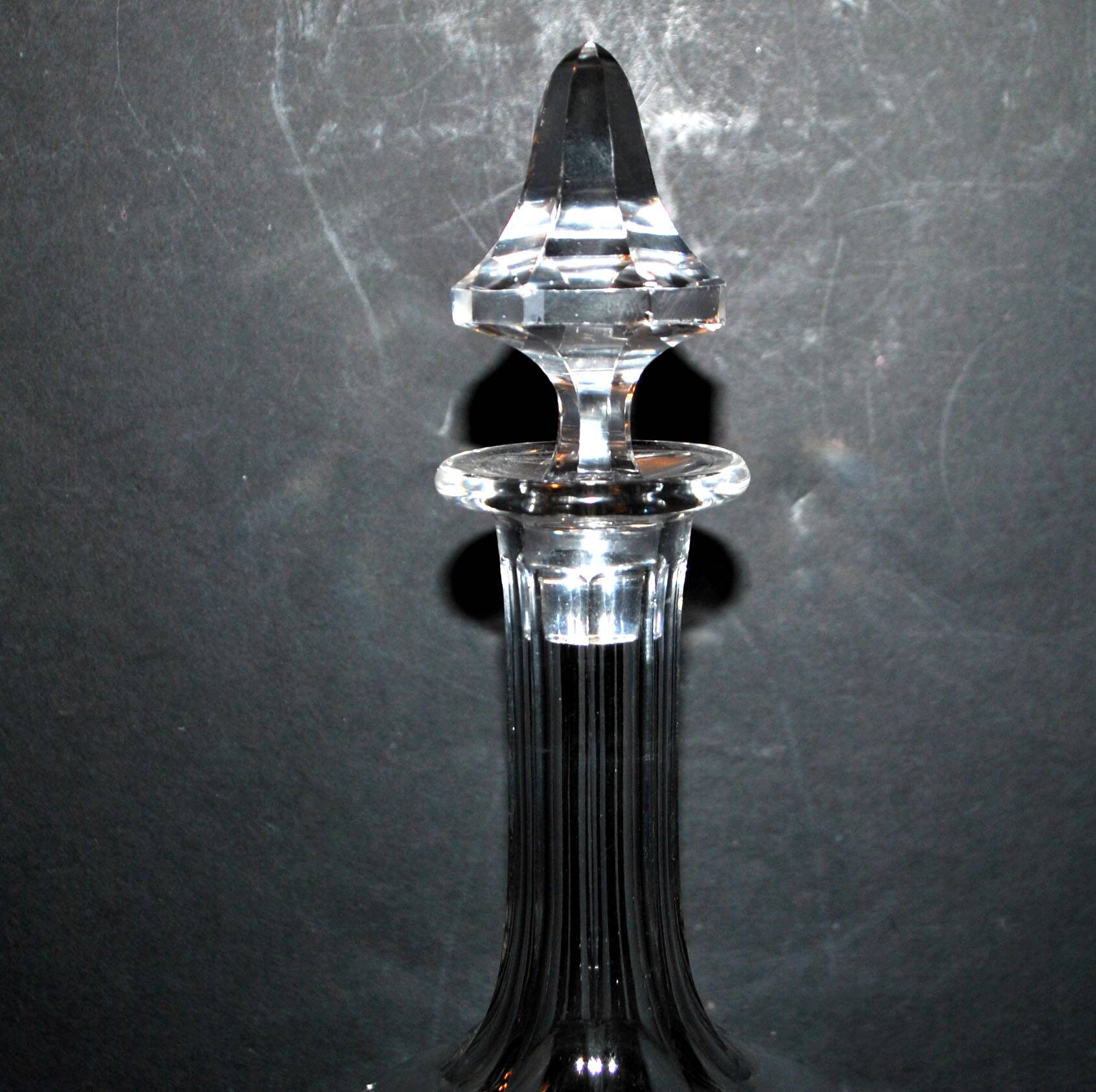 SAINT-LOUIS Reims carafe in star-cut crystal - 1930 Art Deco catalog