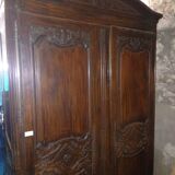 Oak wedding wardrobe