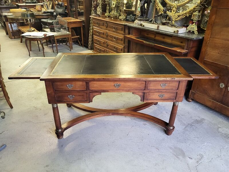 Empire style desk 5 drawers 2 pulls