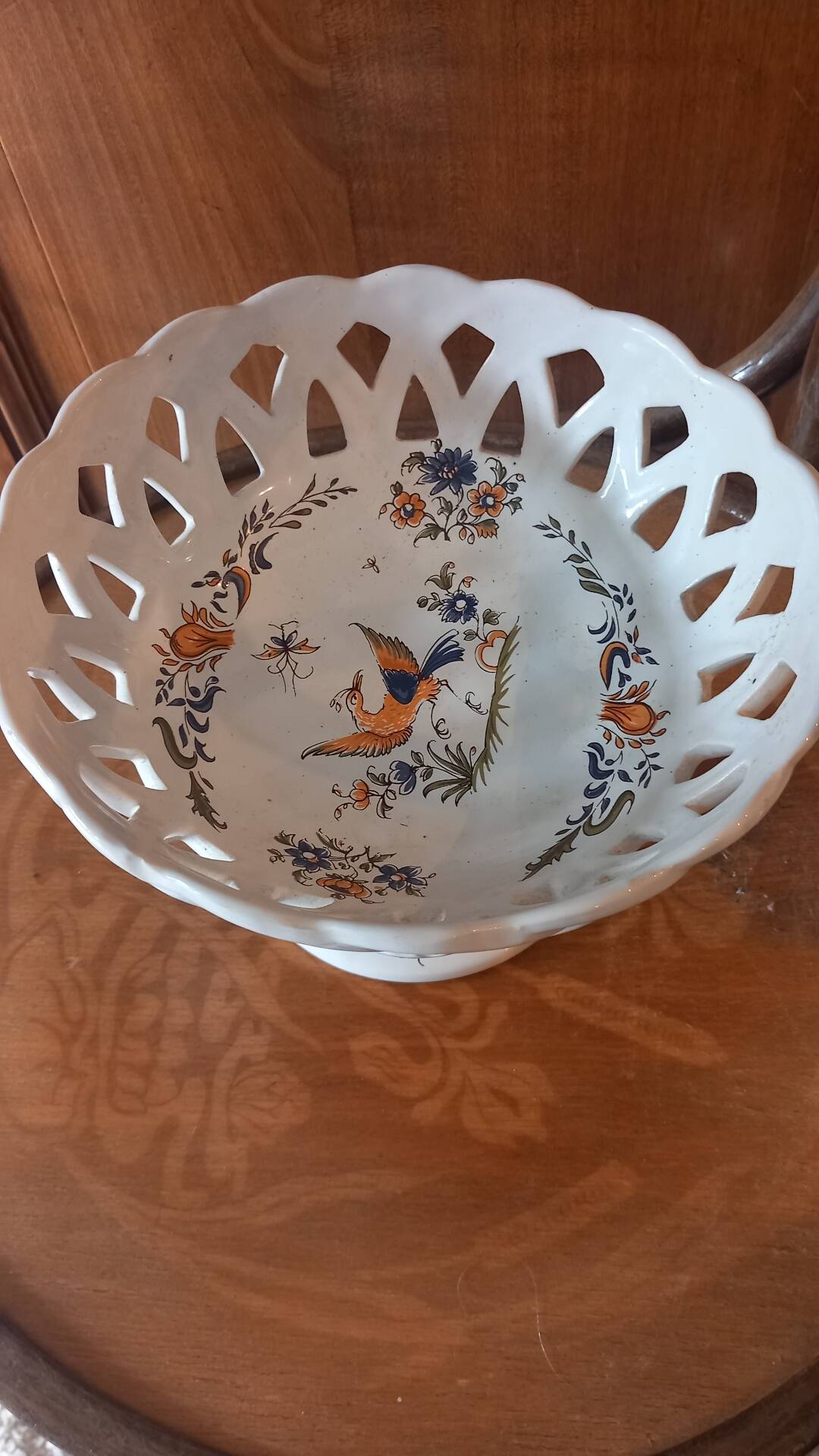 Fruit bowl faience Moustiers decoration