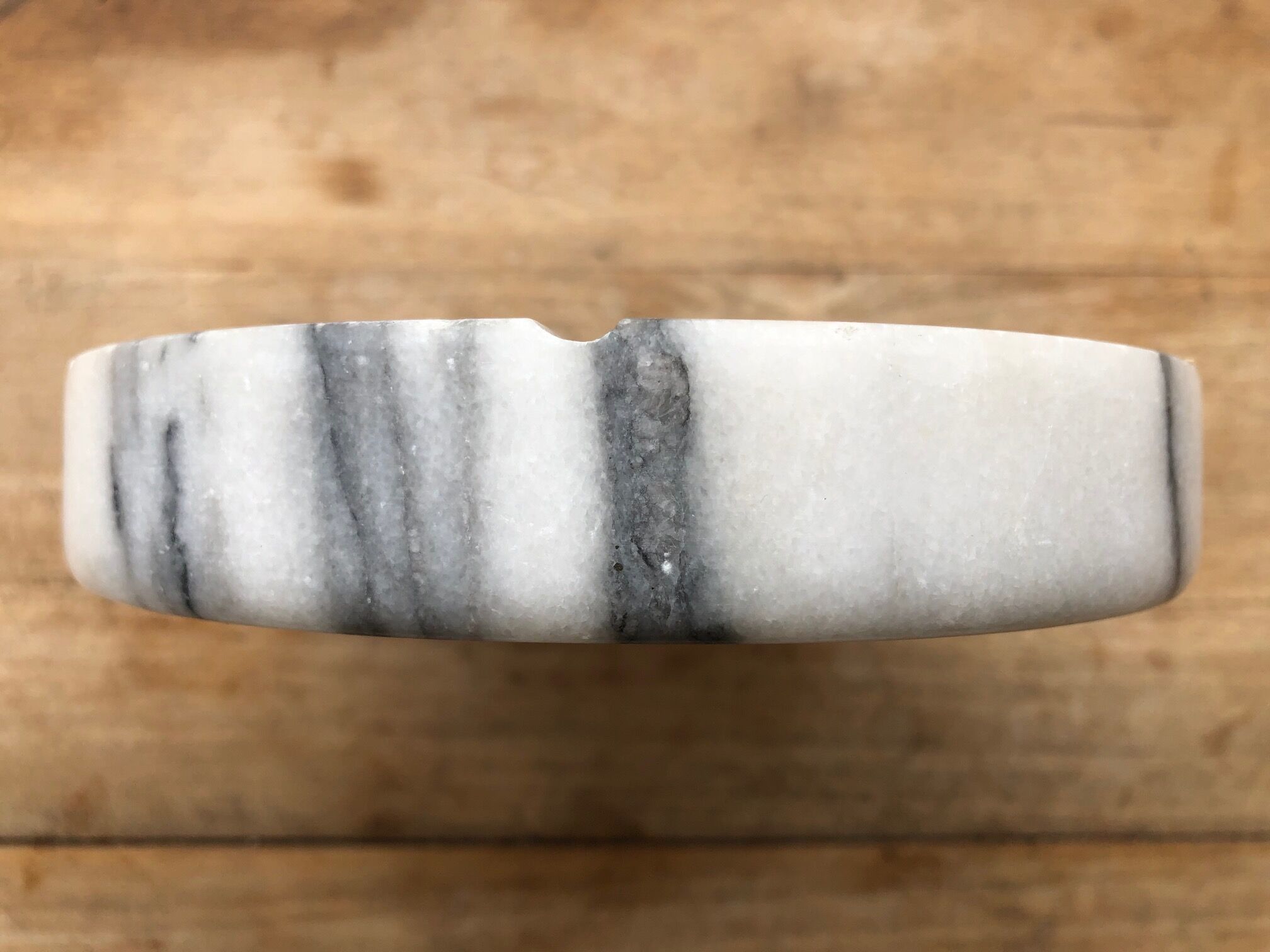 70' white marble ashtray