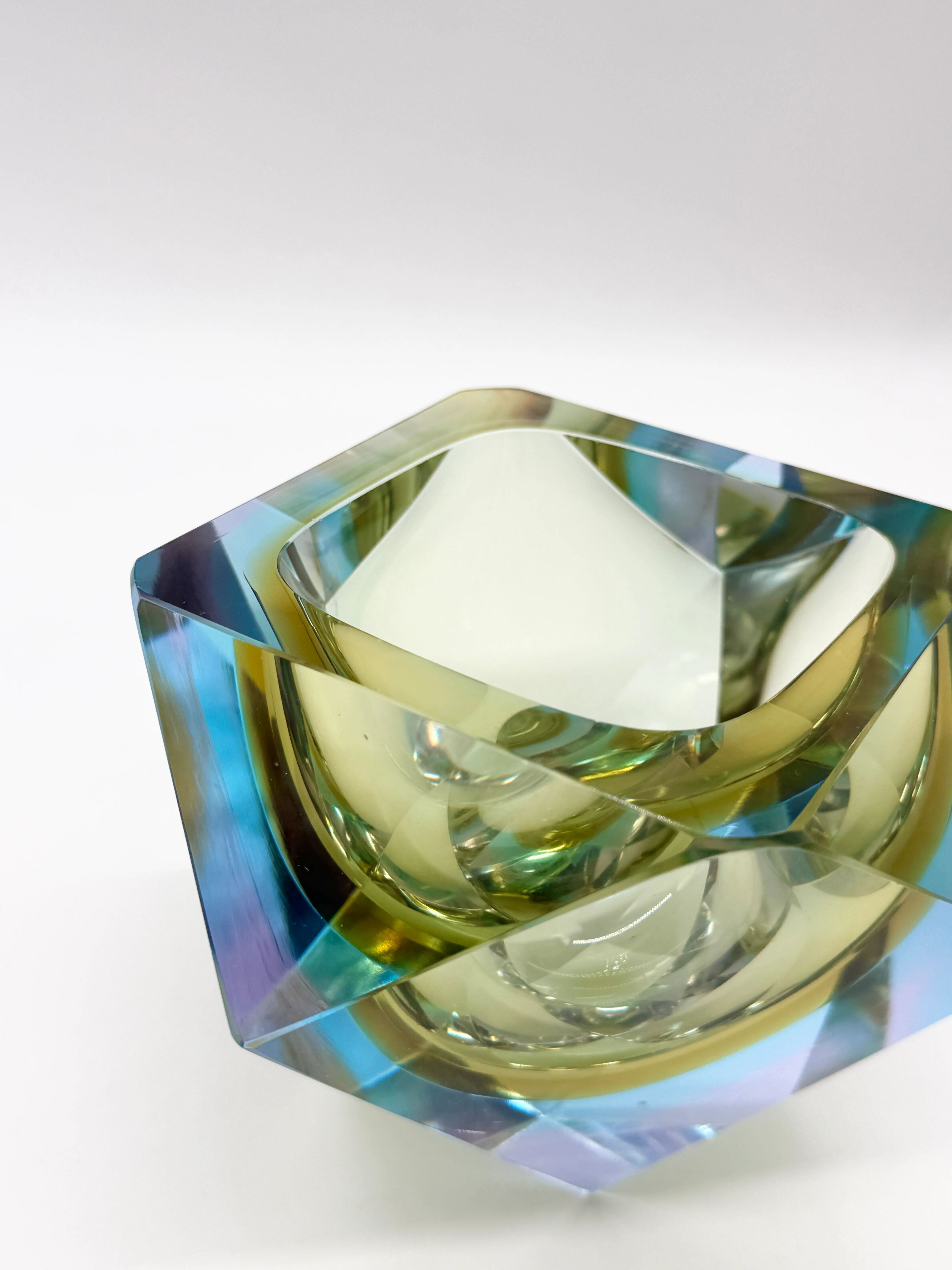 Large "Sommerso" ashtray in Murano glass, 1970s