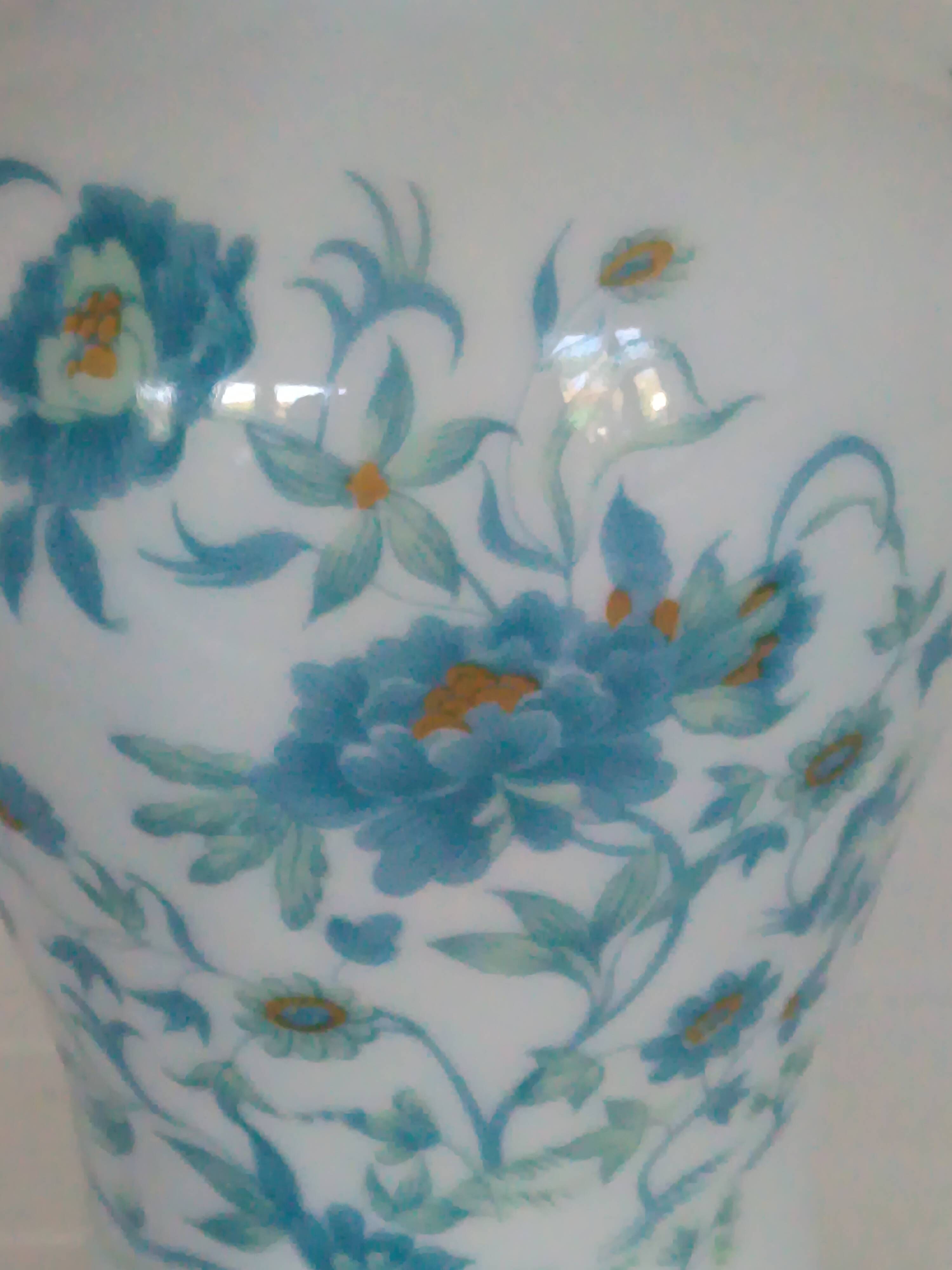 Haviland Limoges vase – Nankin turquoise and gold decoration – 17 cm