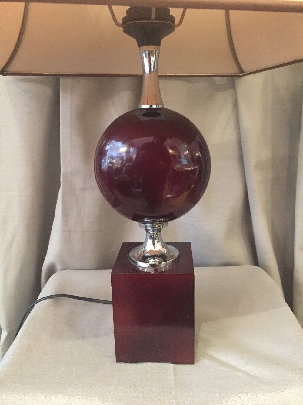 Lacquered table lamp Philippe Barbier years 1970