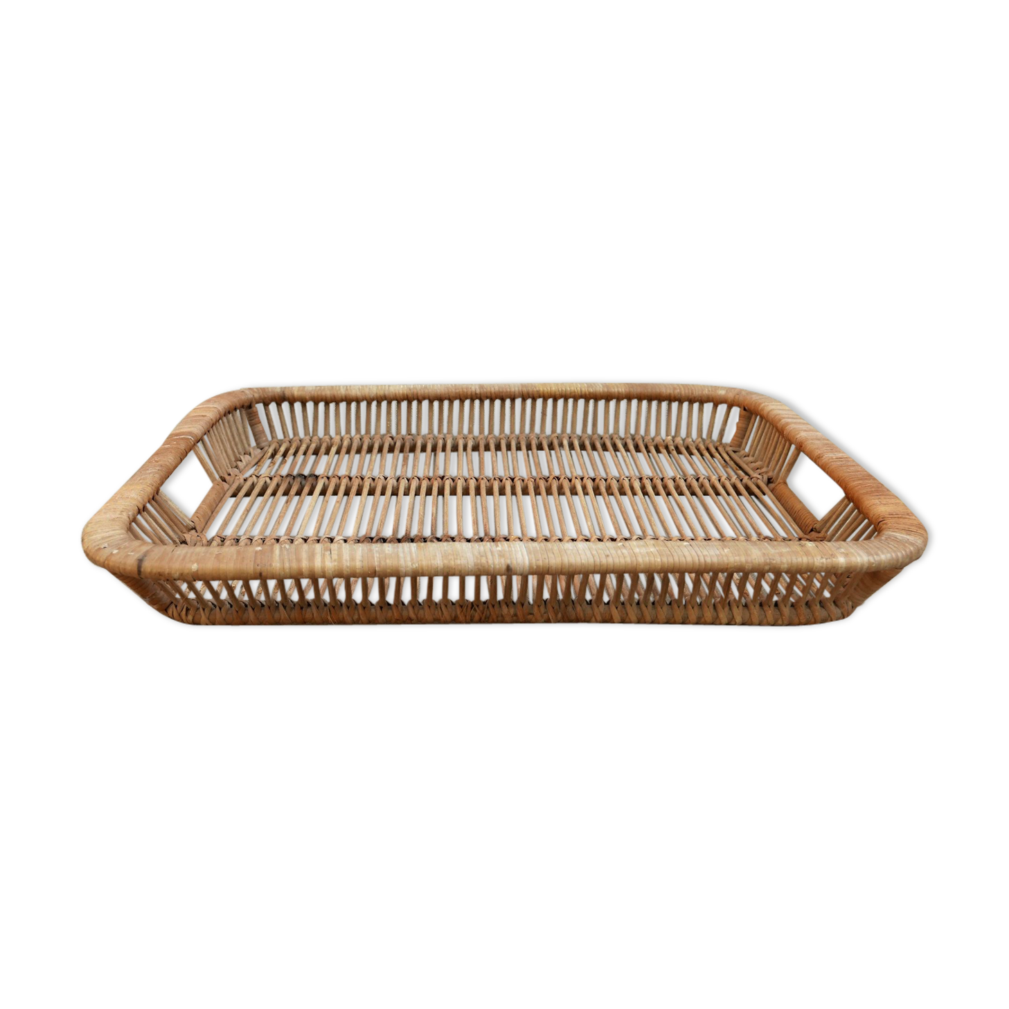 Wicker tray