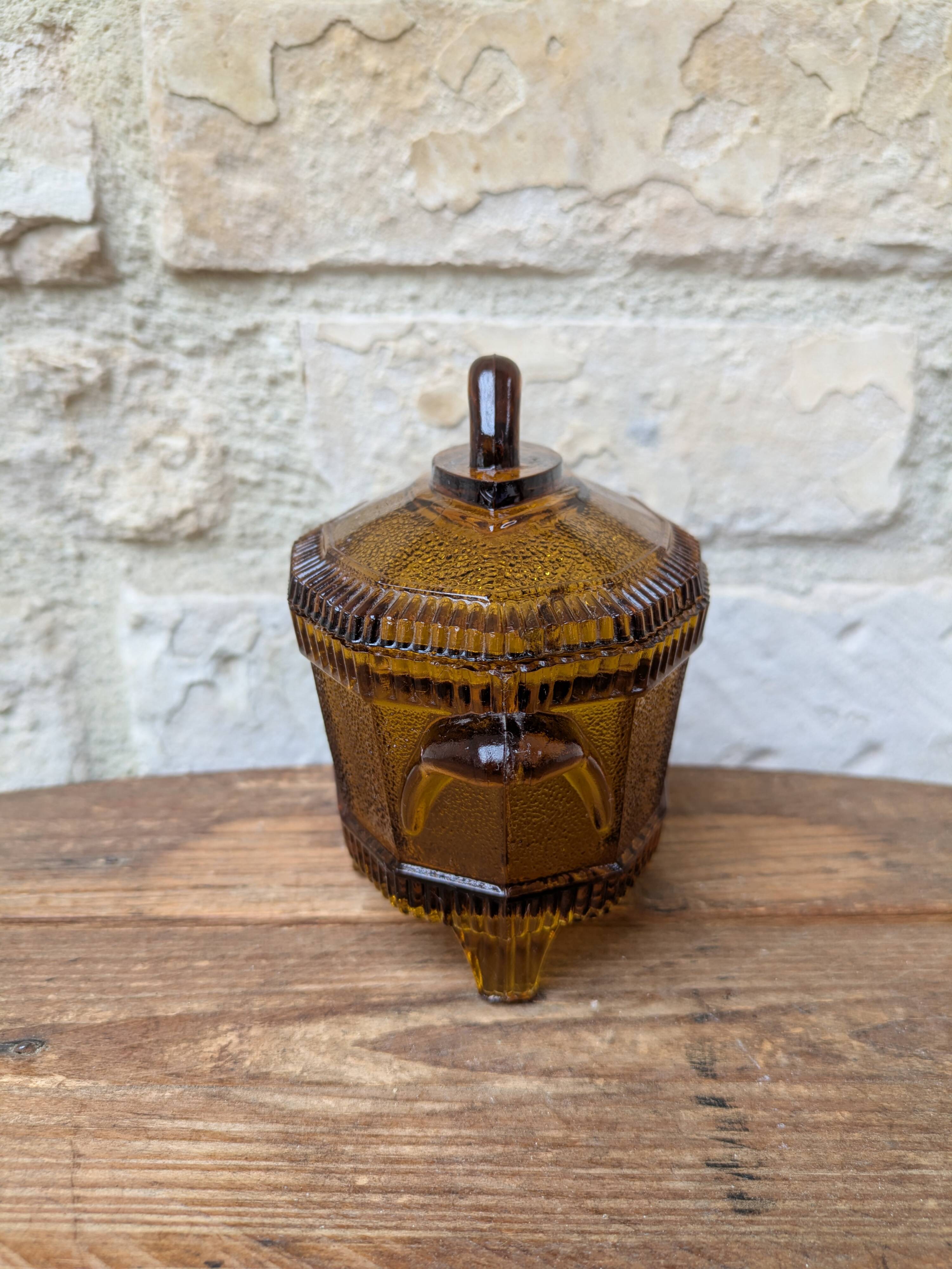 Amber glass bonbonnière with lid