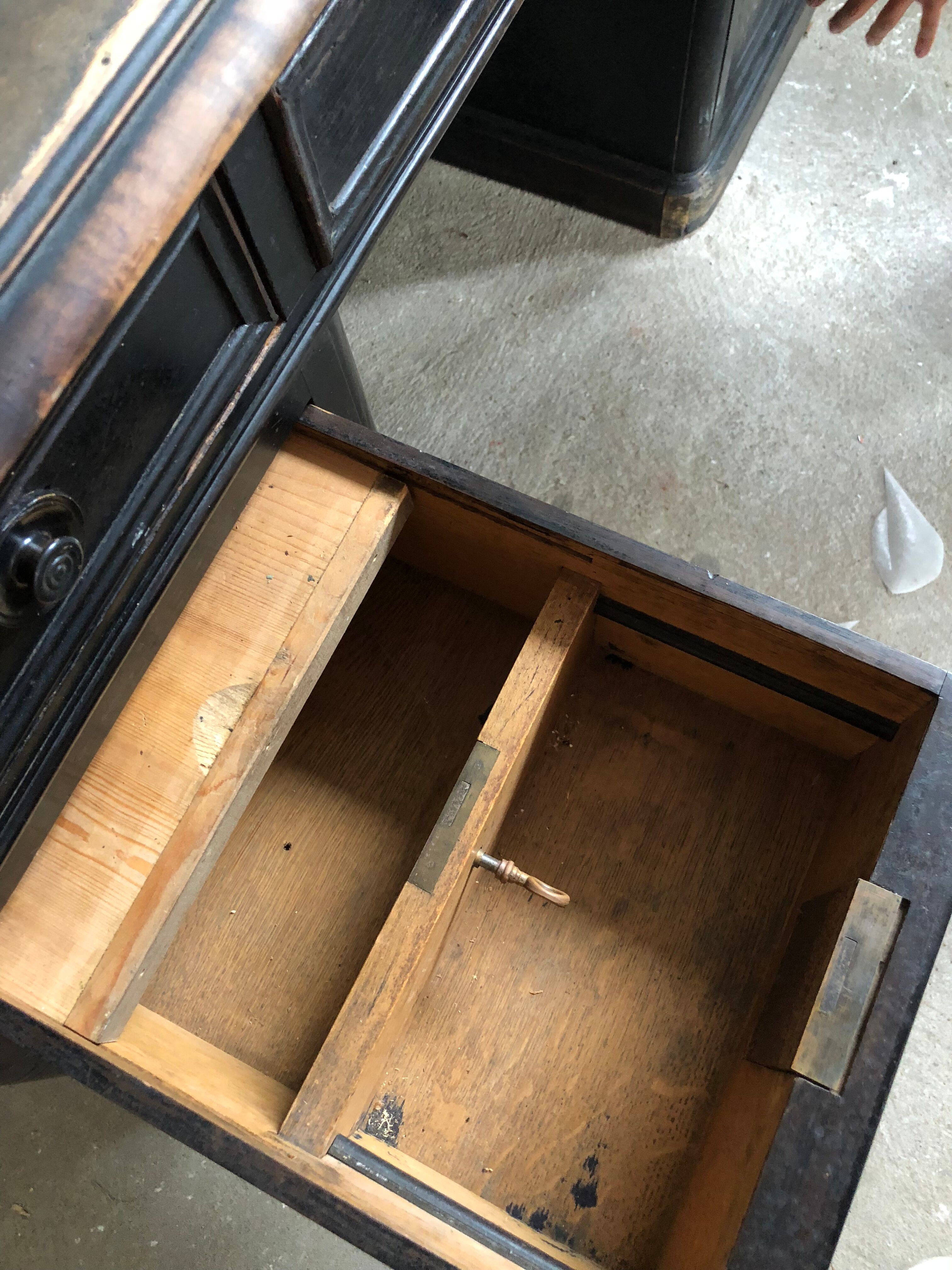 Napoleon III style box office