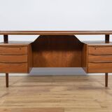 Mid-Century Freestanding Teak Desk by Peter Løvig Nielsen, 1960s