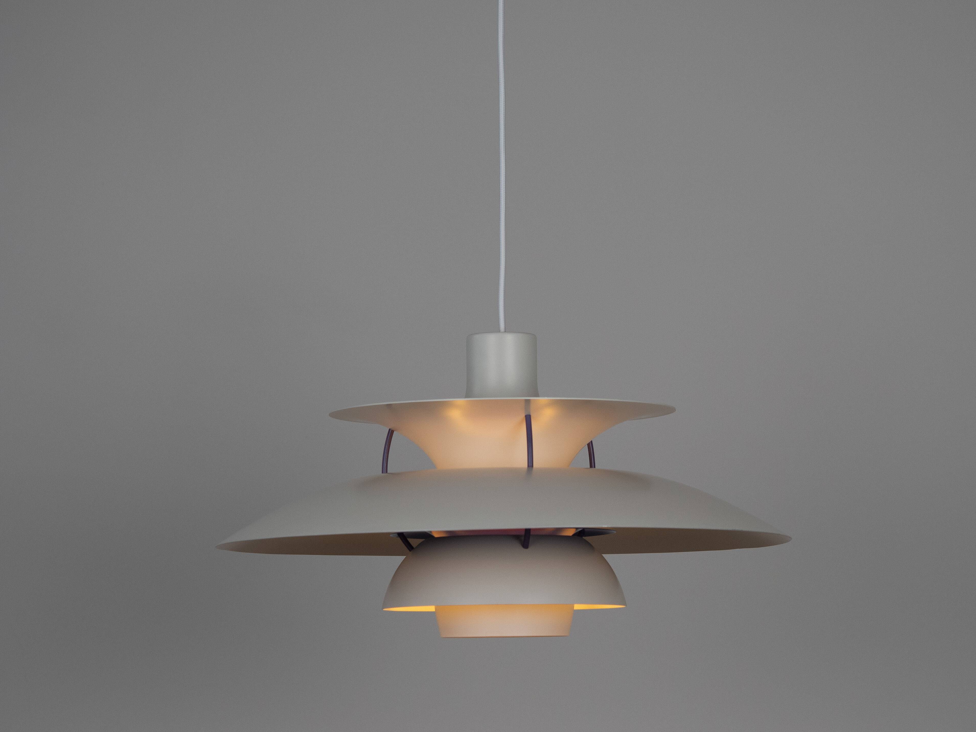 Danish vintage PH 5 pendant lamp by Poul Henningsen, Louis Poulsen, 1958