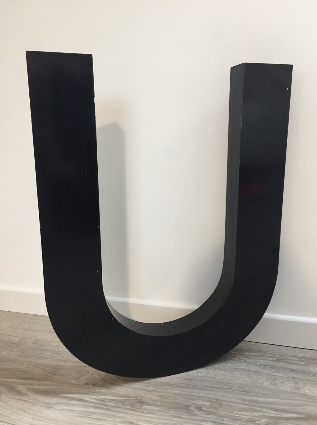 Metal sign letter "U"
