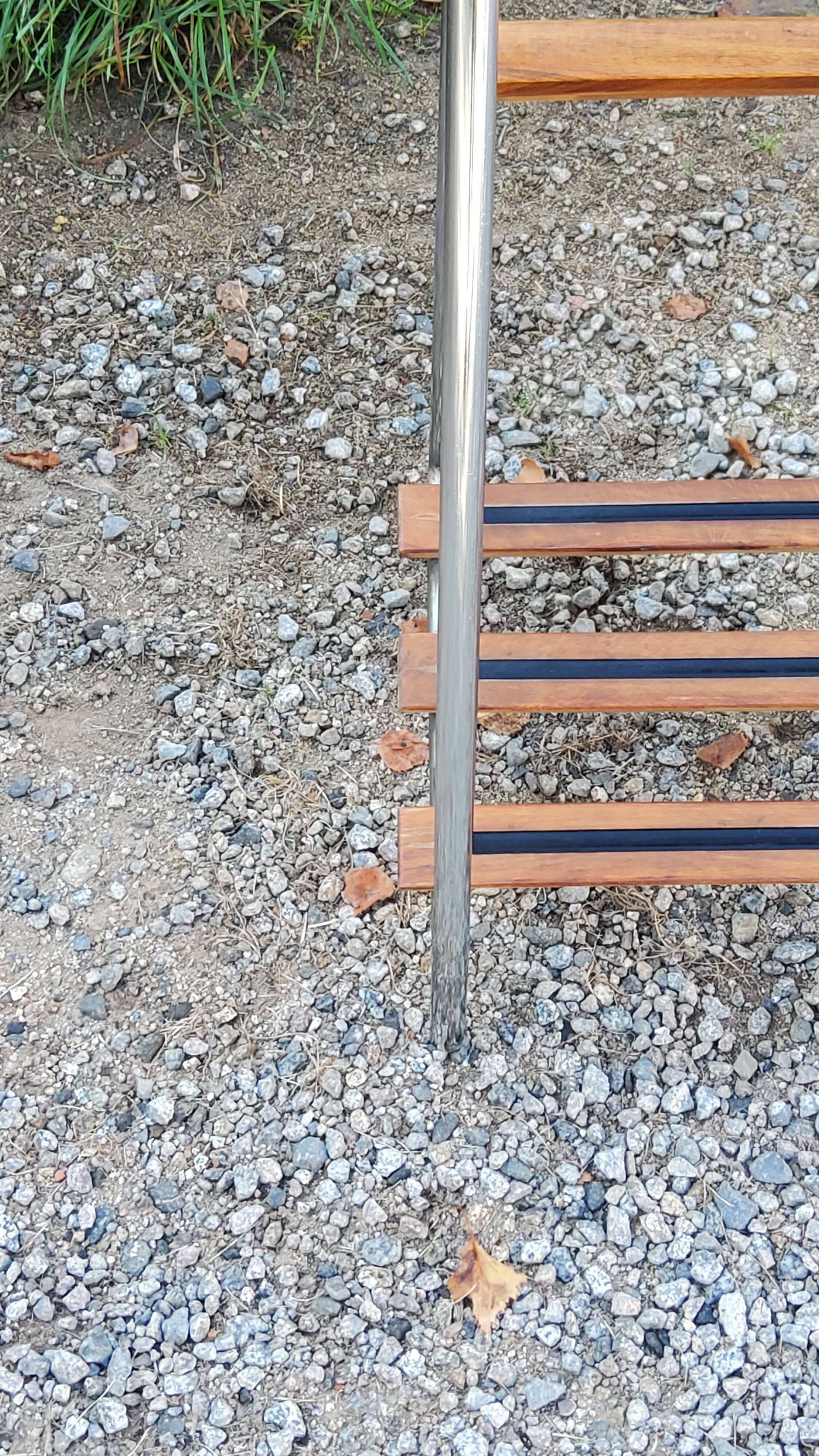Vintage valet in wood, chrome metal and vinyl from the 60s