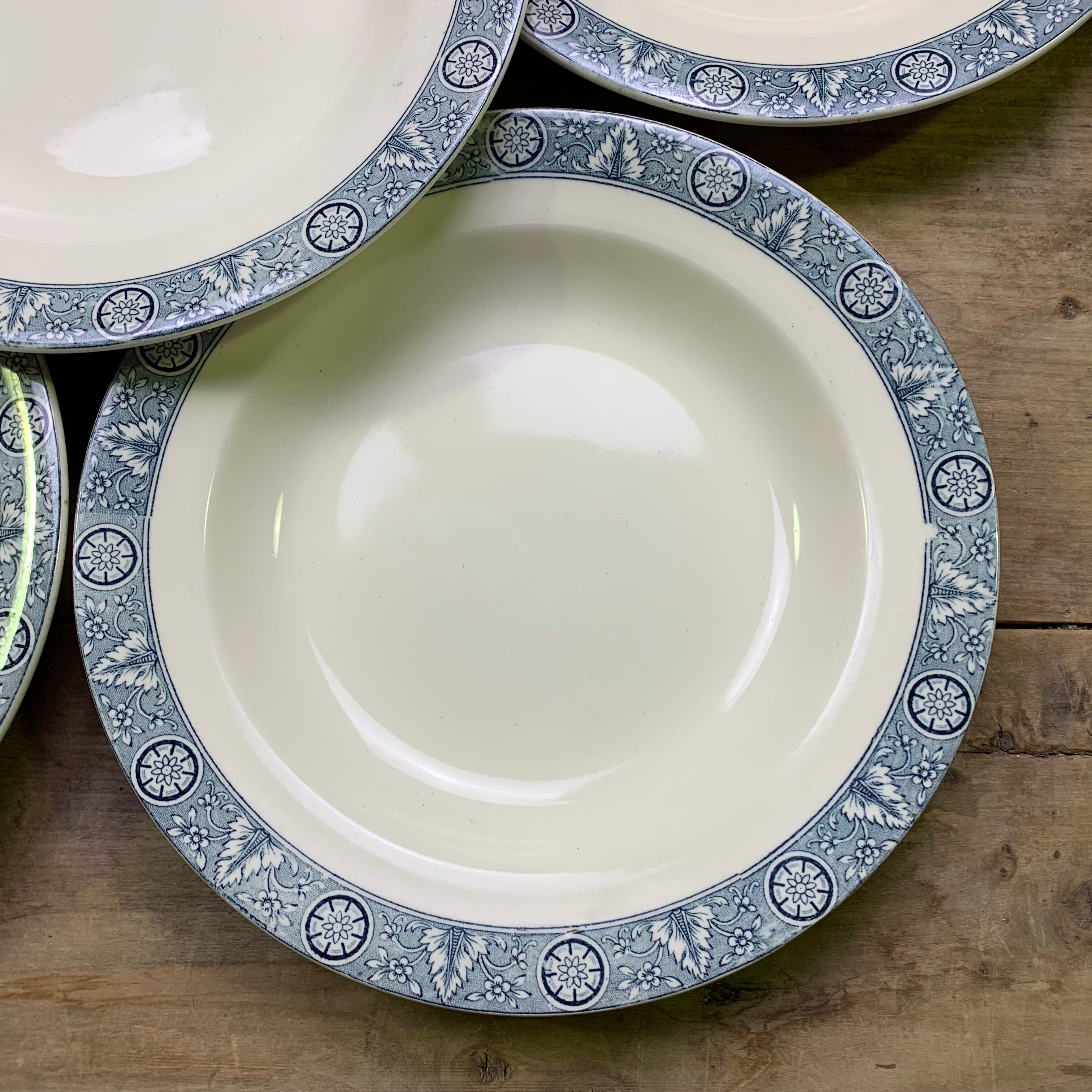 Lot of 6 soup plates Earth iron Lamartine