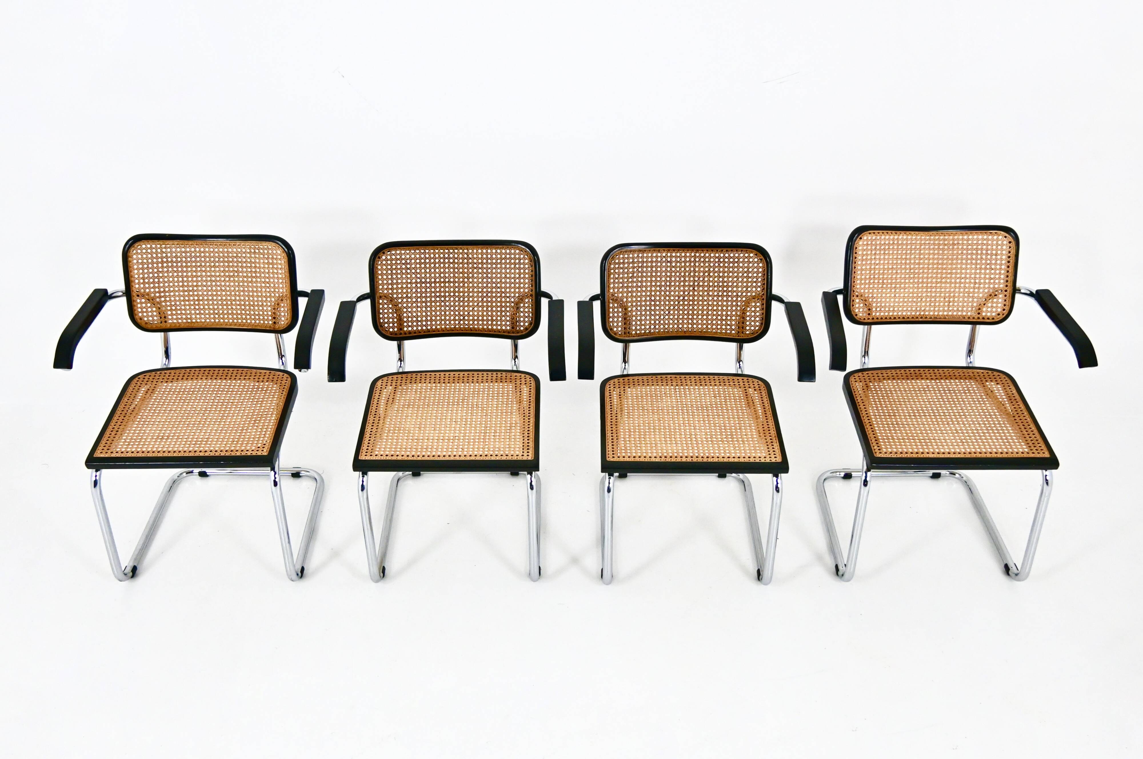 Set of 4 Style B32 Dining Chairs by Marcel Breuer