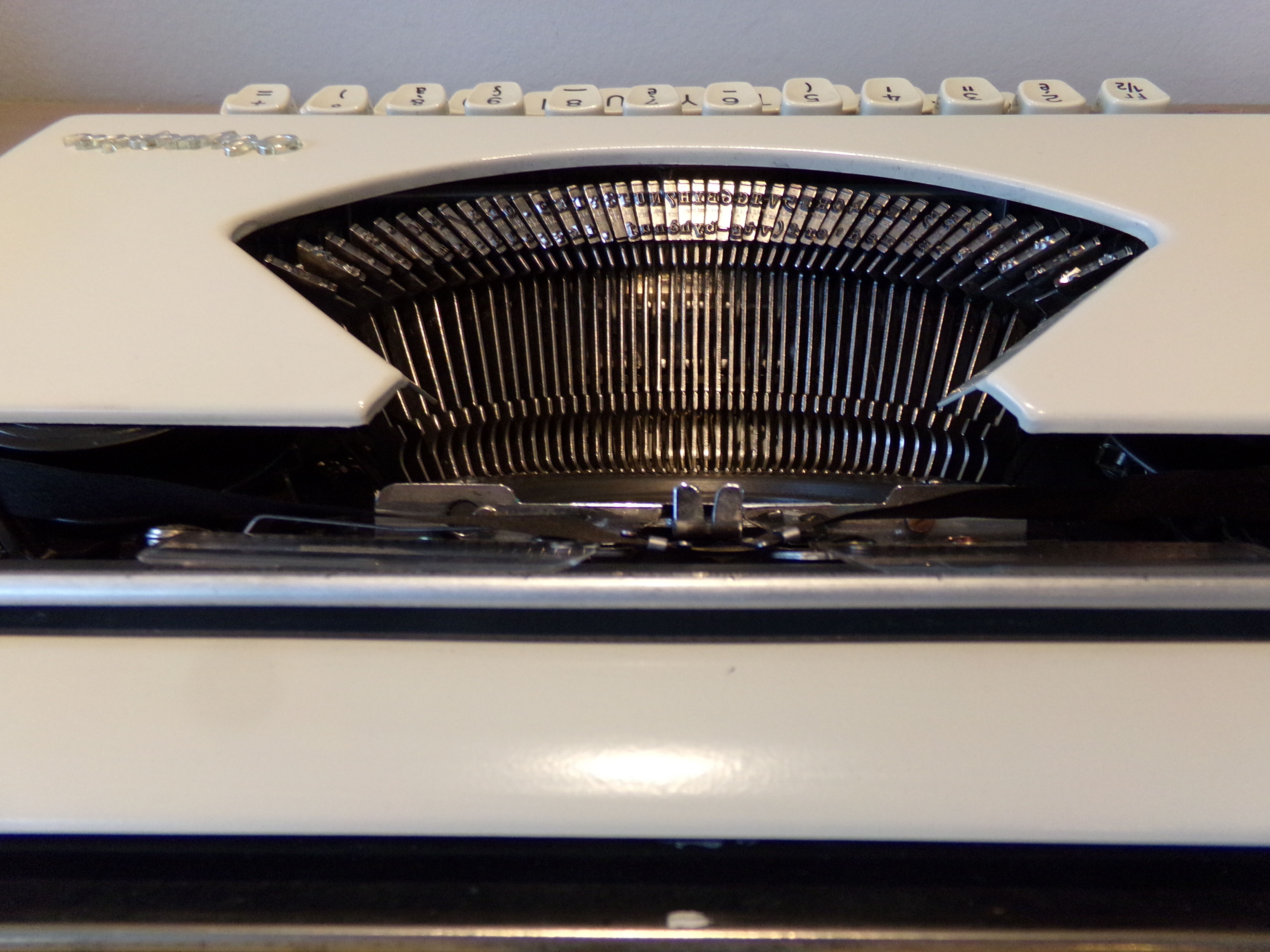 Olympia sf portable luxury typewriter with bag