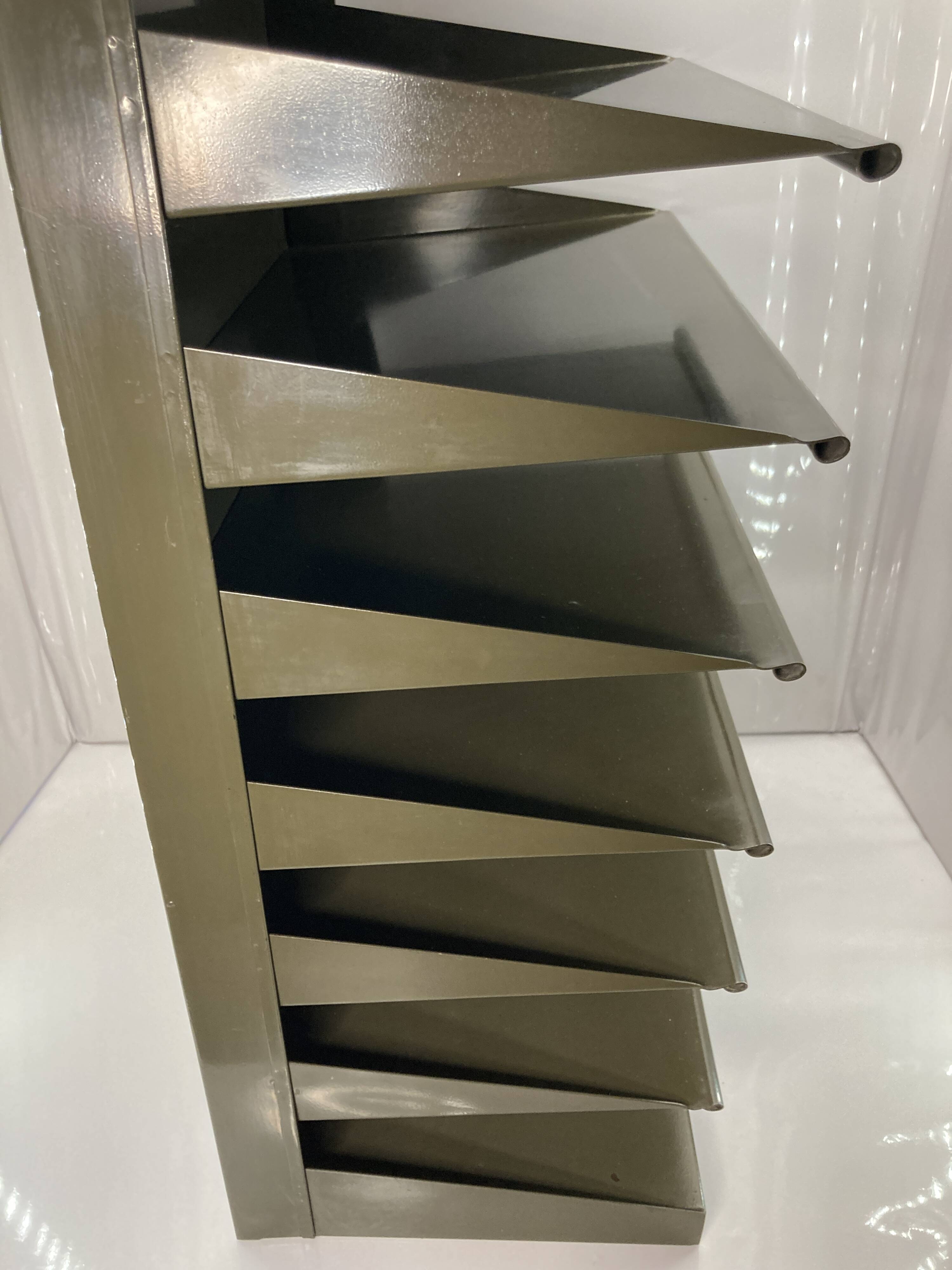 Mewalf industrial wall shelf - Kortrijk Belgium