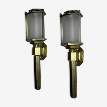Pair of bronze lanterns