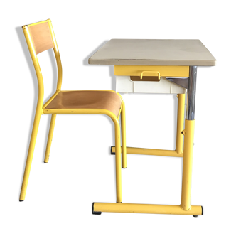 Desk with chair