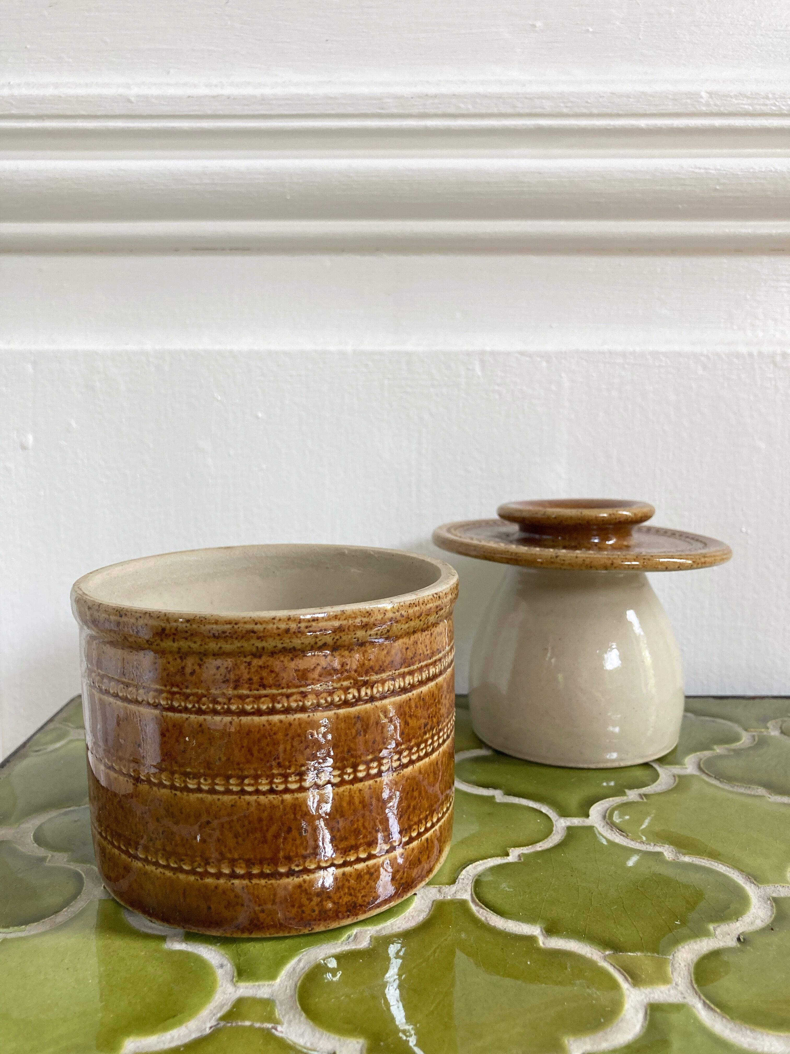 Berry sandstone water butter maker