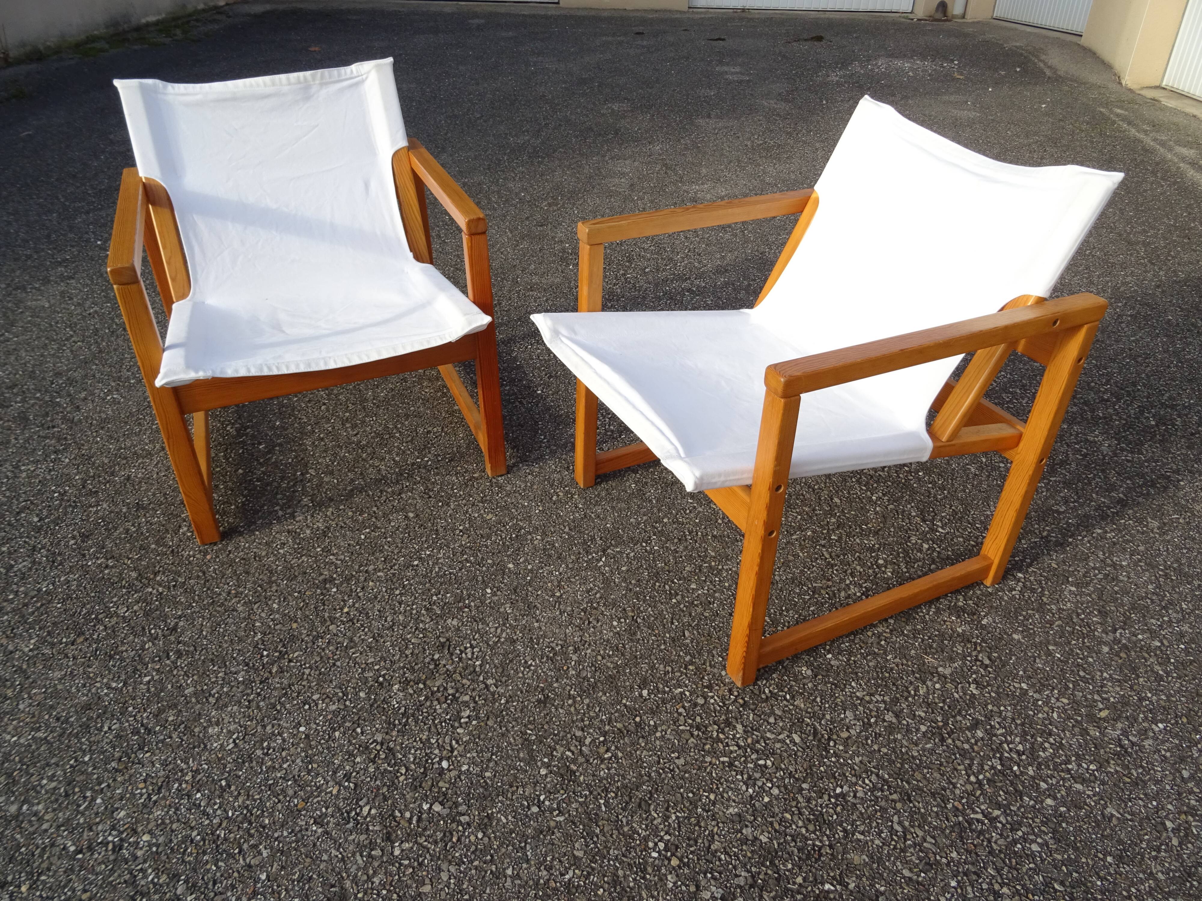 Paire de fauteuils style scandinave, années 70-80