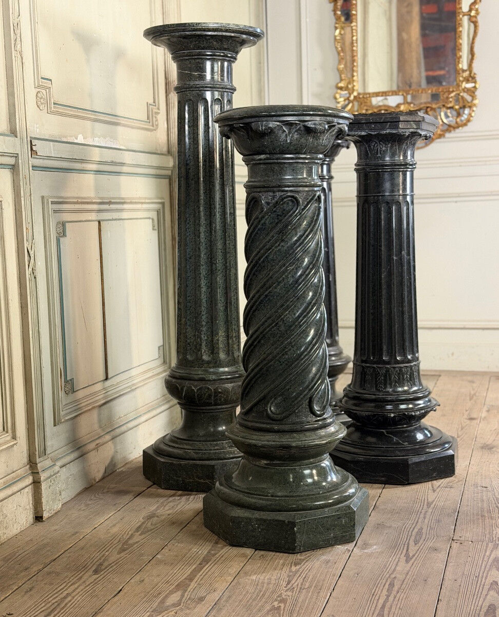 4 columns in green serpentine marble, around 1880