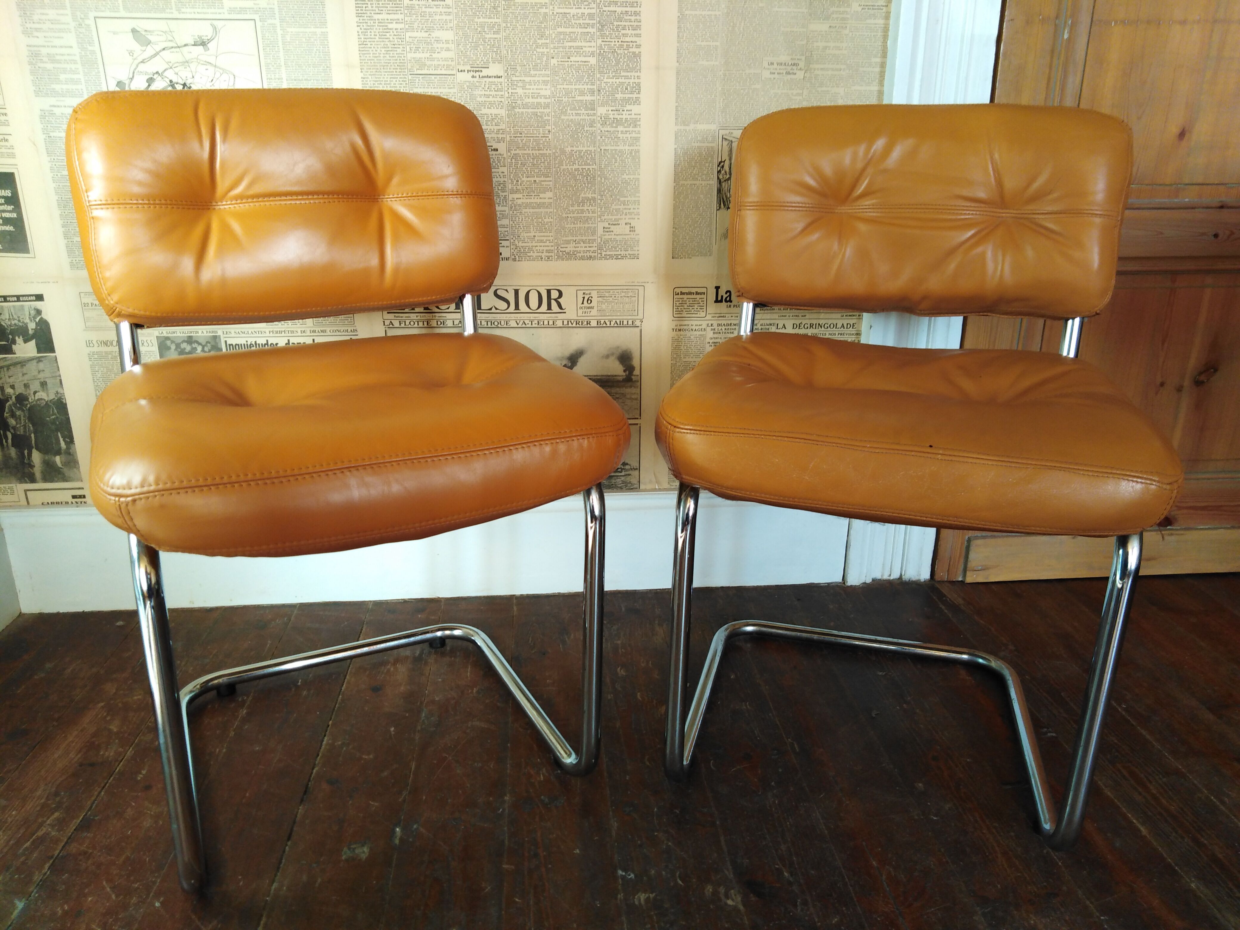 Two chairs, roche bobois, 70s