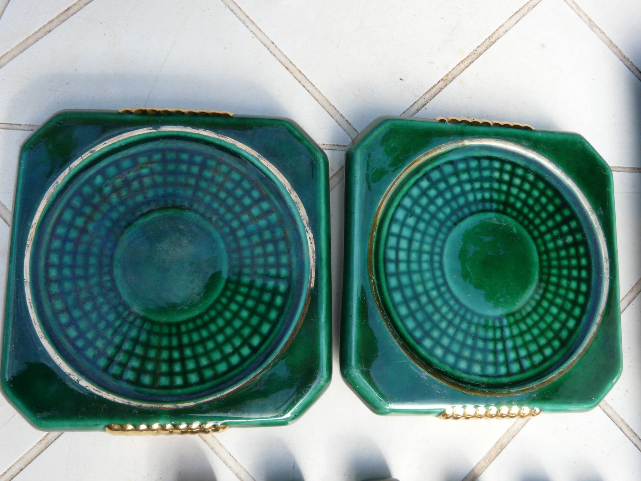 Ensemble repose-plat, dessous de bouteilles et porte-couteaux Art Déco