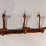 Curved wooden coat rack 3 walnut hooks Jacob & joseph Kohn 1900/1920.