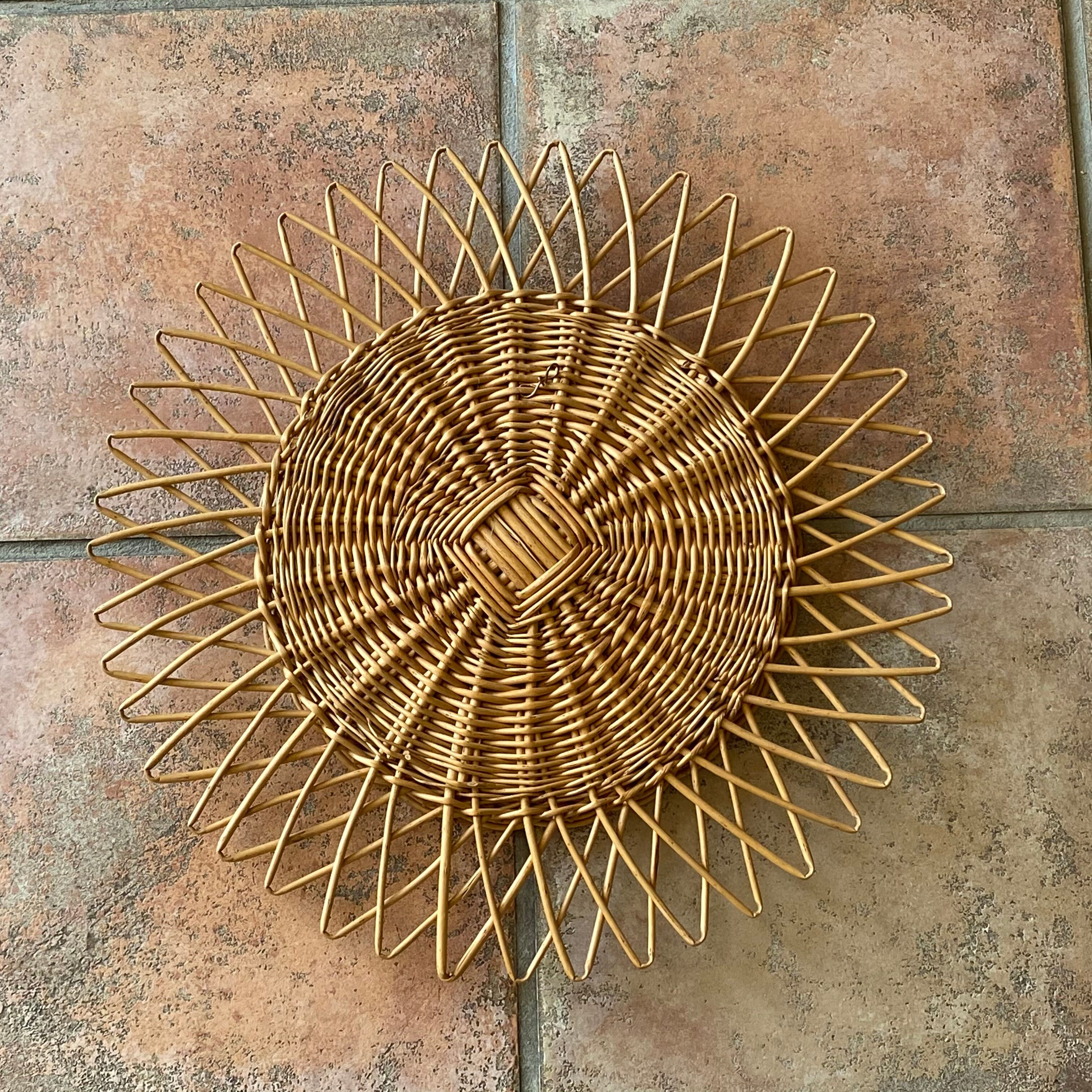 Mirror sun in braided rattan 1960, 46cm
