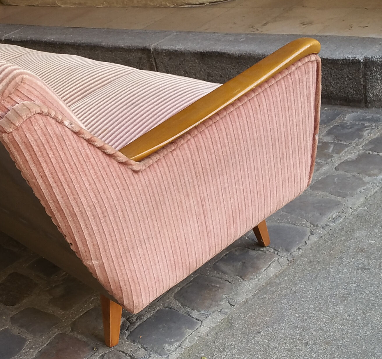 Pink Daybed sofa years 50.60 old sofa