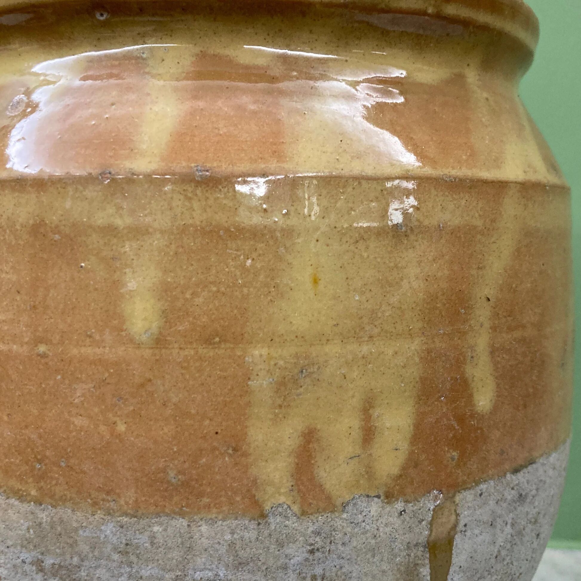 19th-century confit pot. Glazed yellow terracotta pottery.