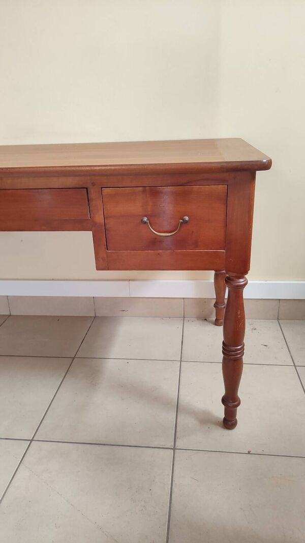 Bureau en merisier massif