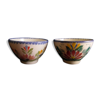 Paire de tasses en faience de Quimper faiencerie d'artbreton