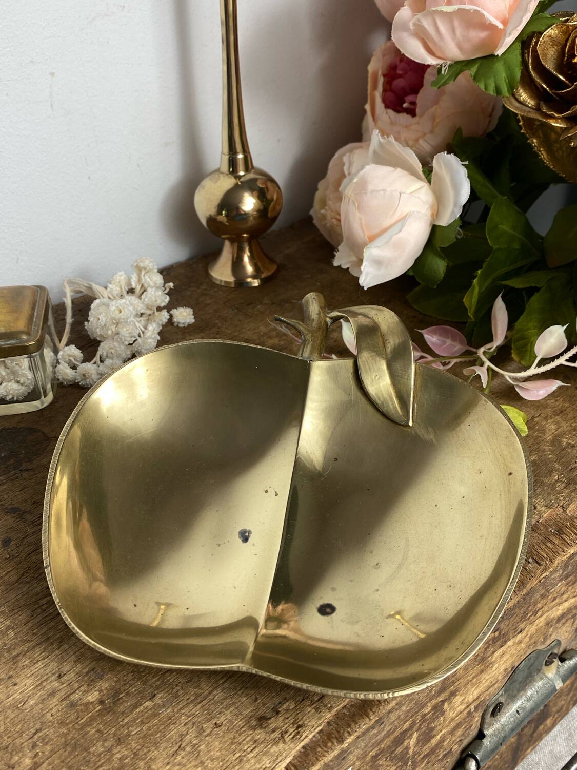 Large brass apple pocket emptier