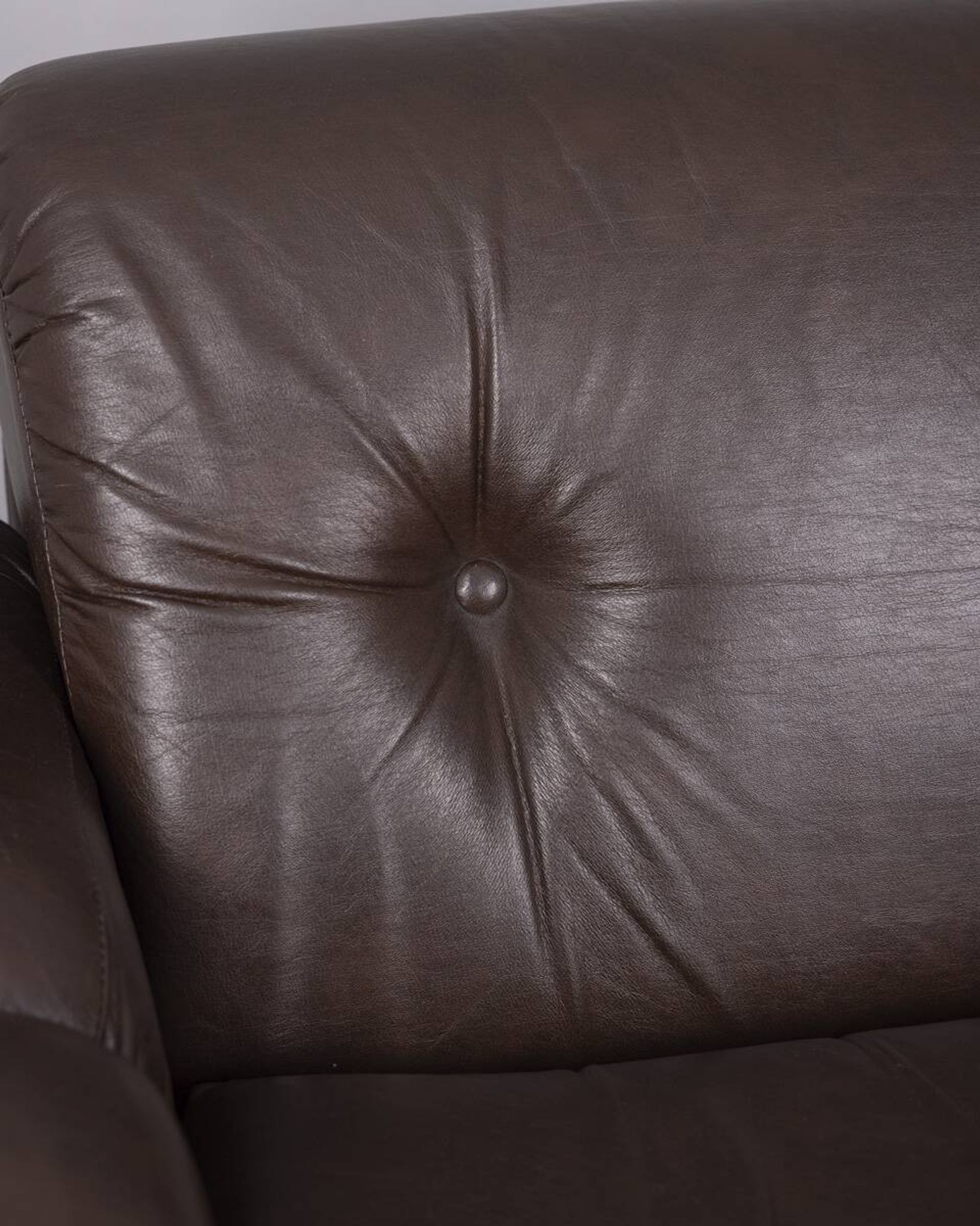 Pair of vintage 1970s brown leather armchairs designed by Ceriotti