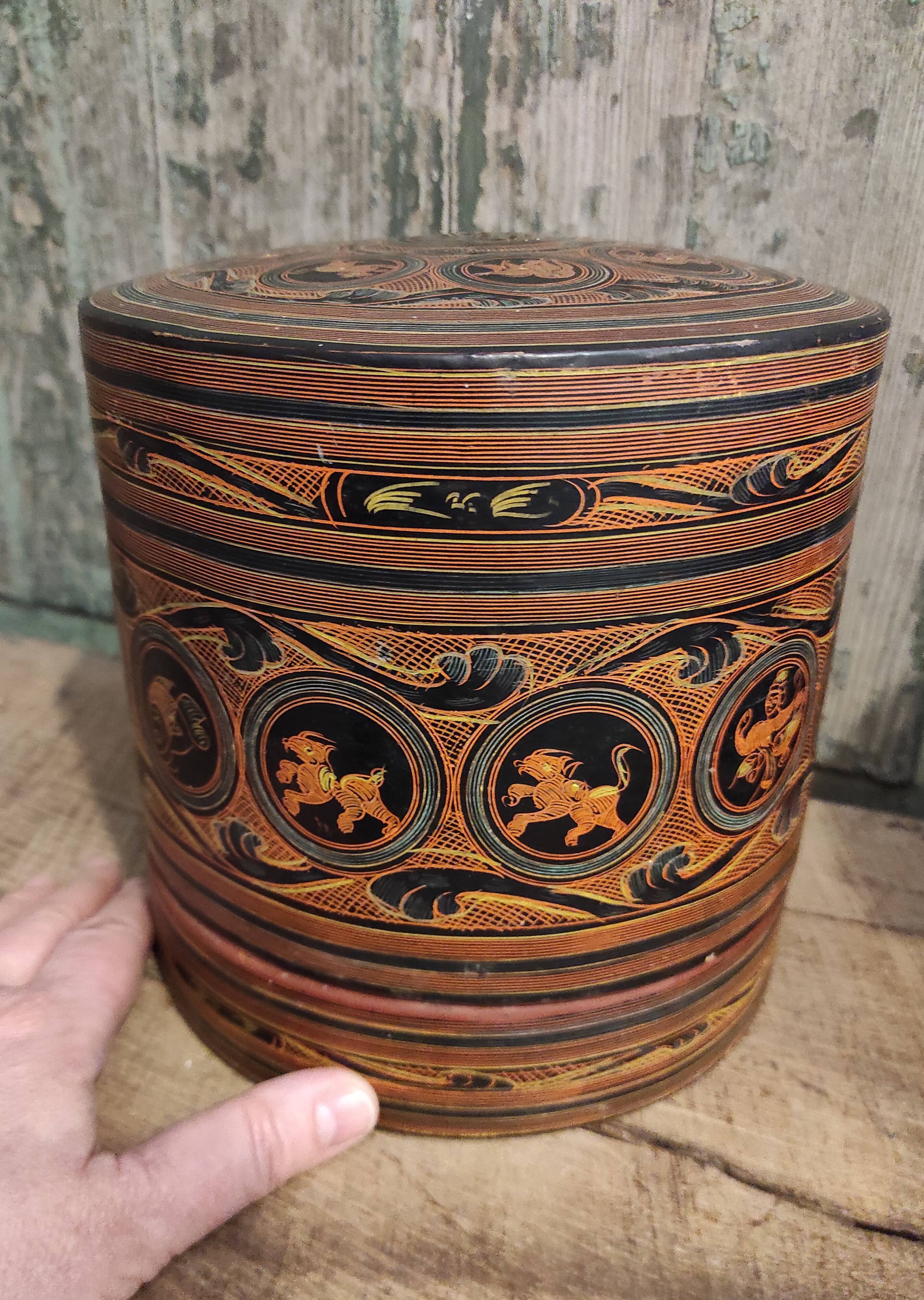 Lacquered betel box from Burma