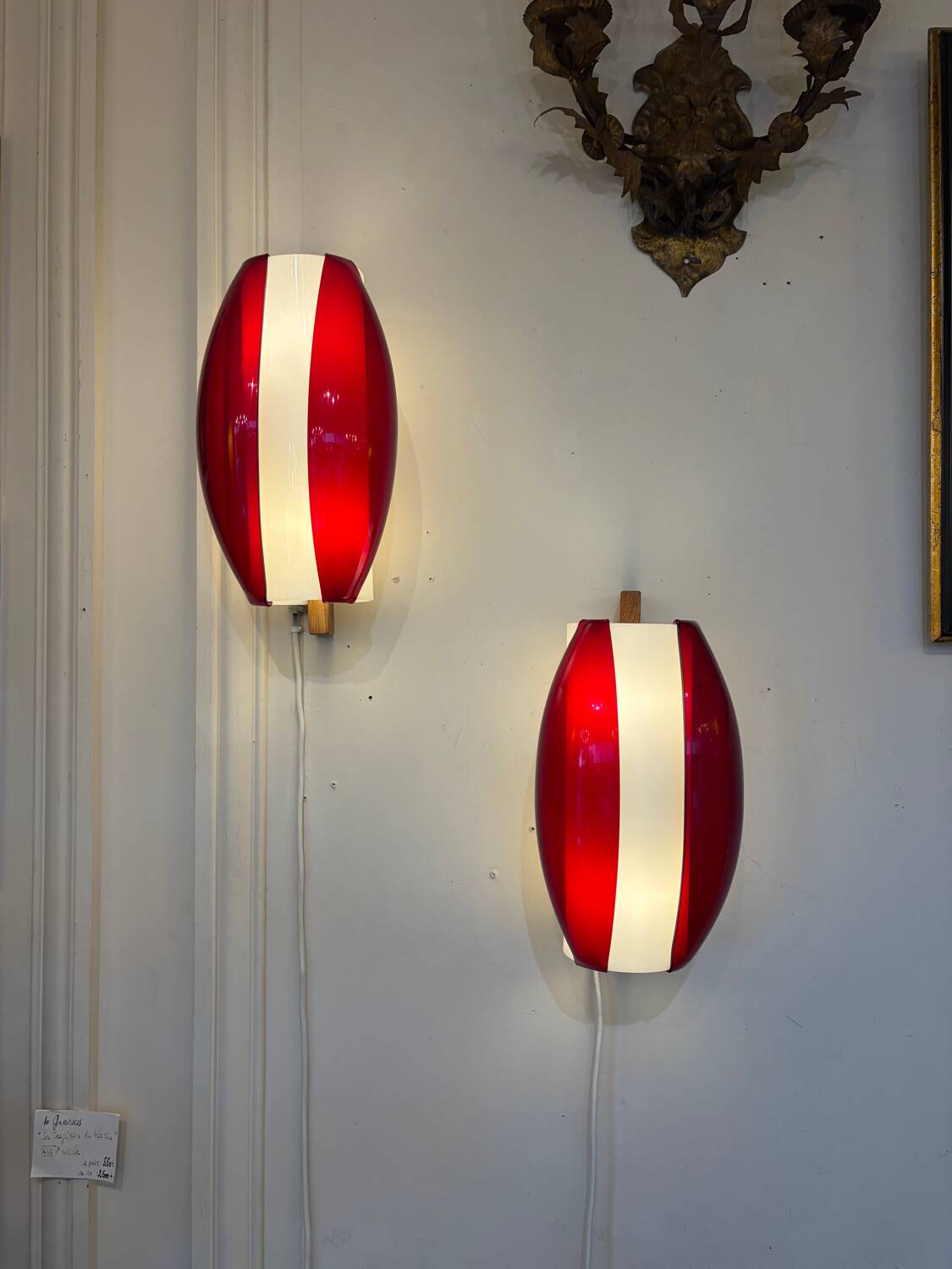 Appliques en verre et plexi