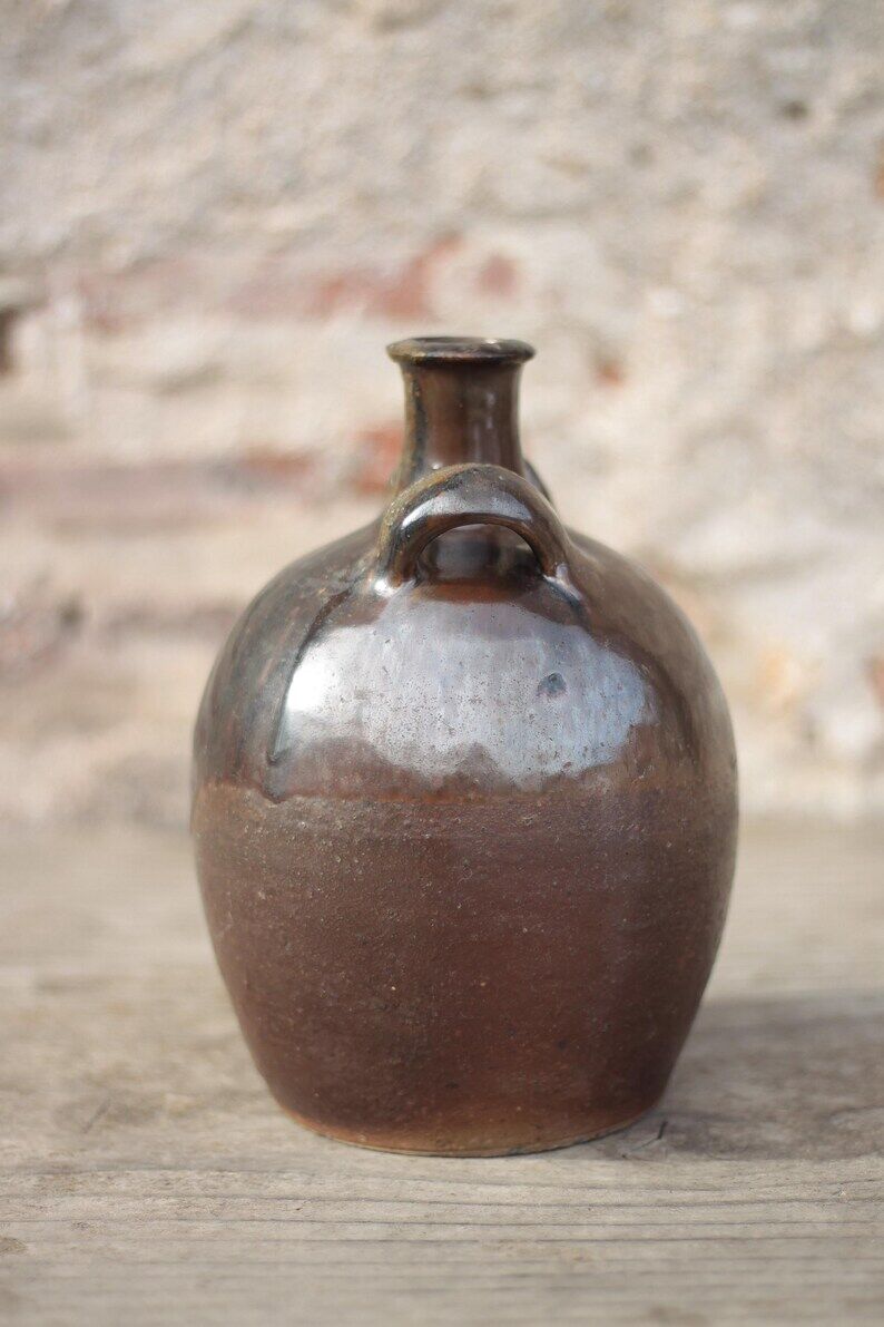 Old handled pot, antique pot, handled jar, interior decoration, collection, pottery