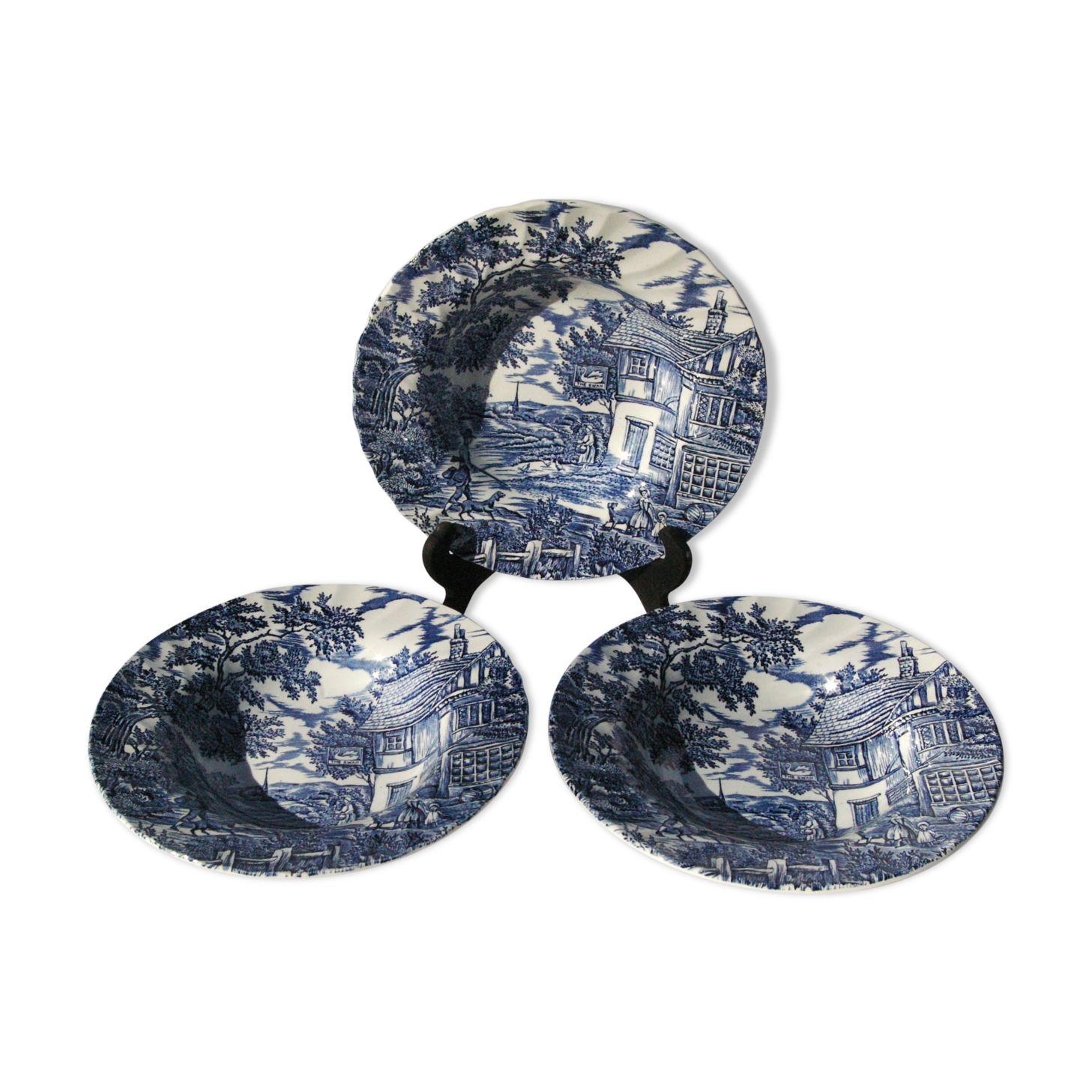 3 Hollow plates in Blue Myott English Earthenware "The Hunter"