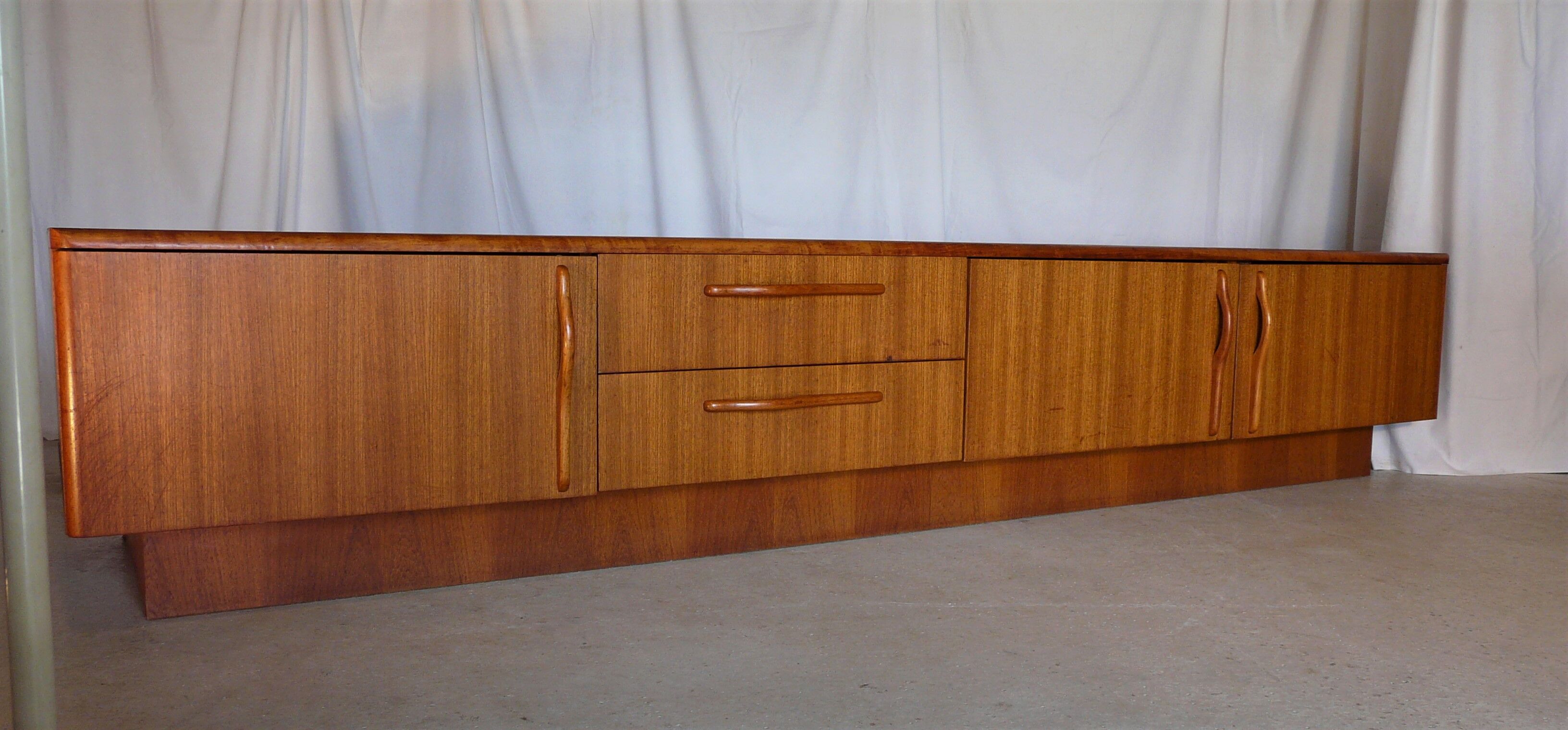 Vintage Scandinavian teak bass row