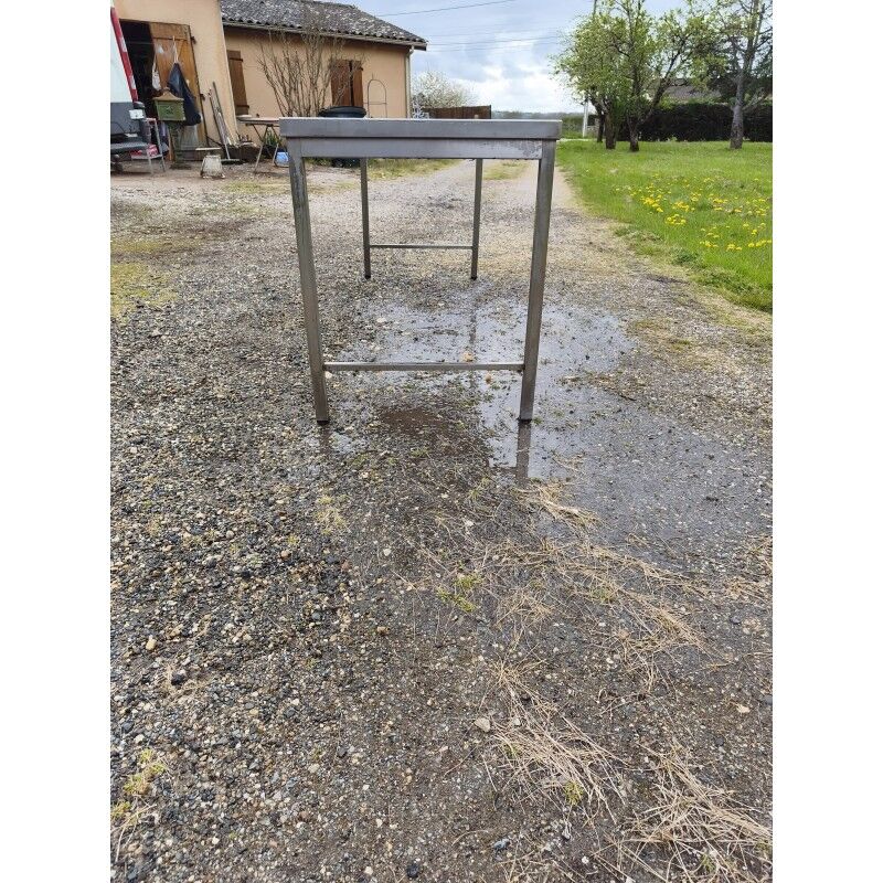 Stainless steel communal table