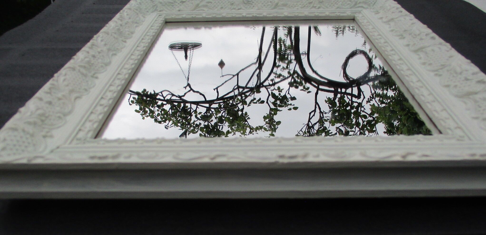 Mirror wood, white celadon