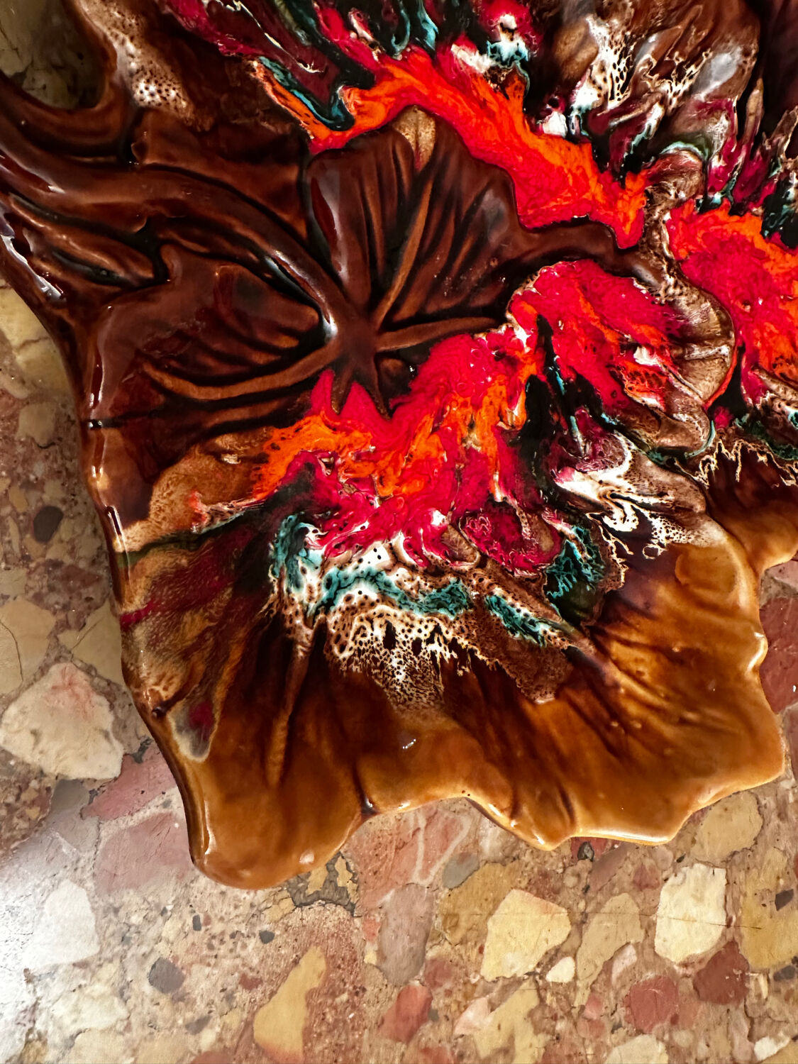 Vintage leaf-shaped earthenware centerpiece/trinket tray