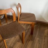 4 brown chairs