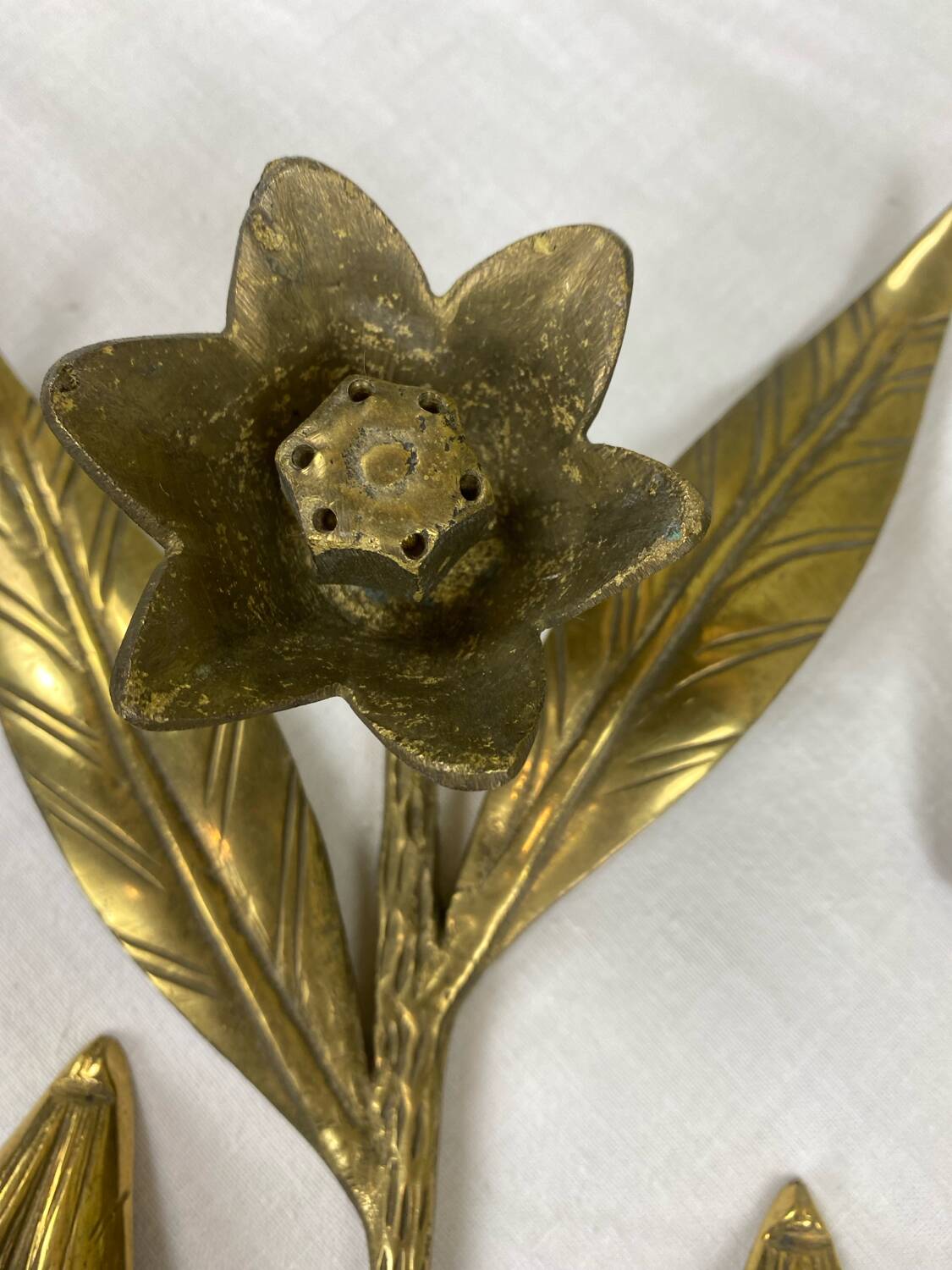 Cendrier fleur en laiton