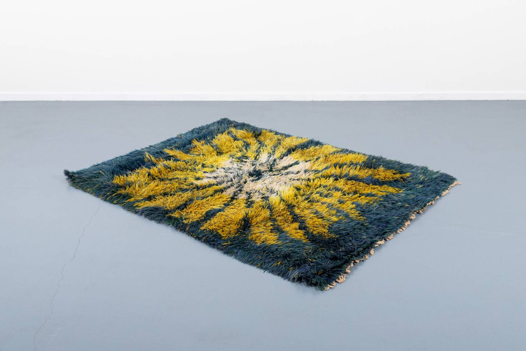 Tapis suédois moderne de Viola Grasten pour Nordiska Kompaniet, années 1960