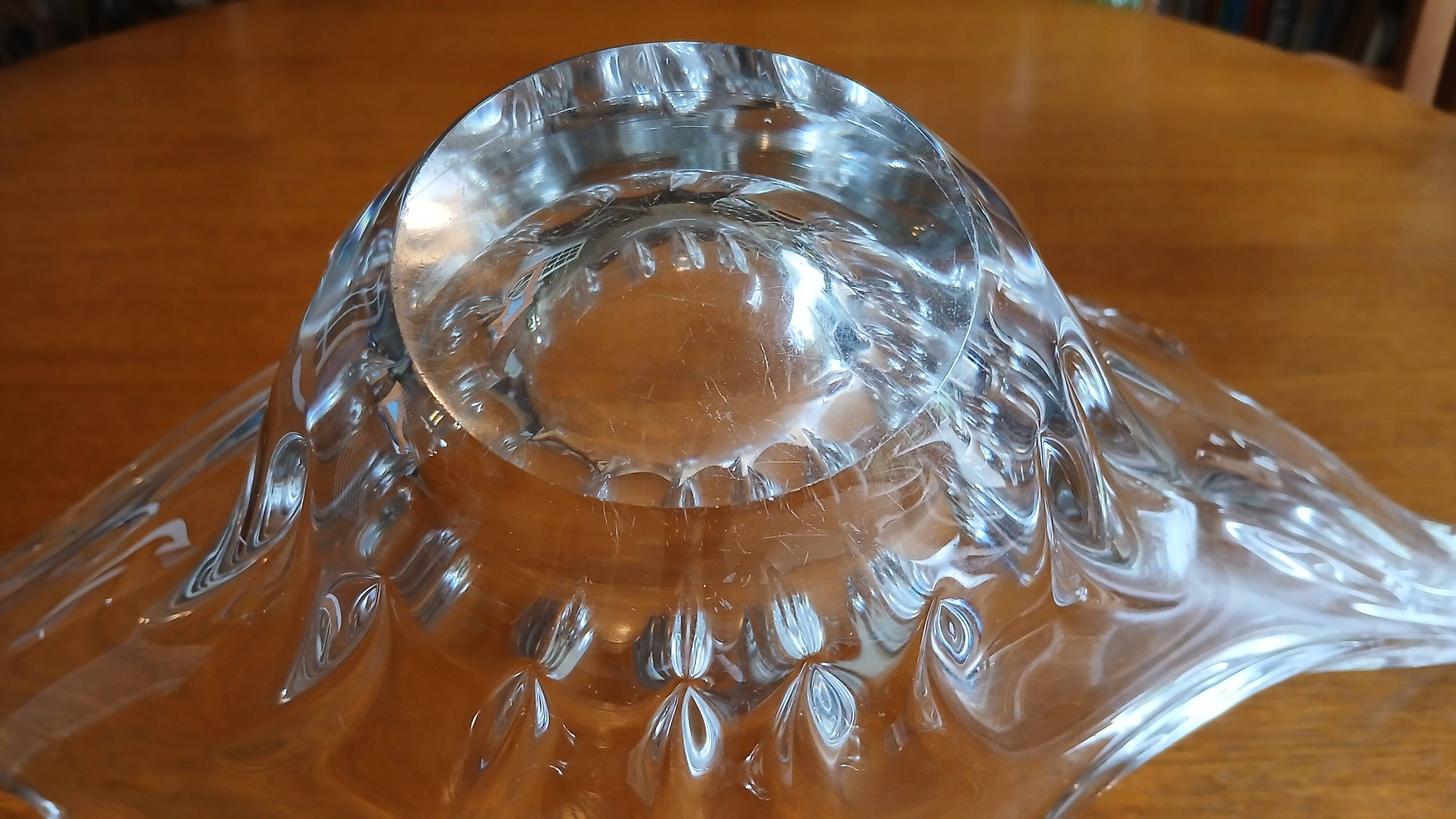 Large crystal bowl — entirely handmade by a master glassmaker.