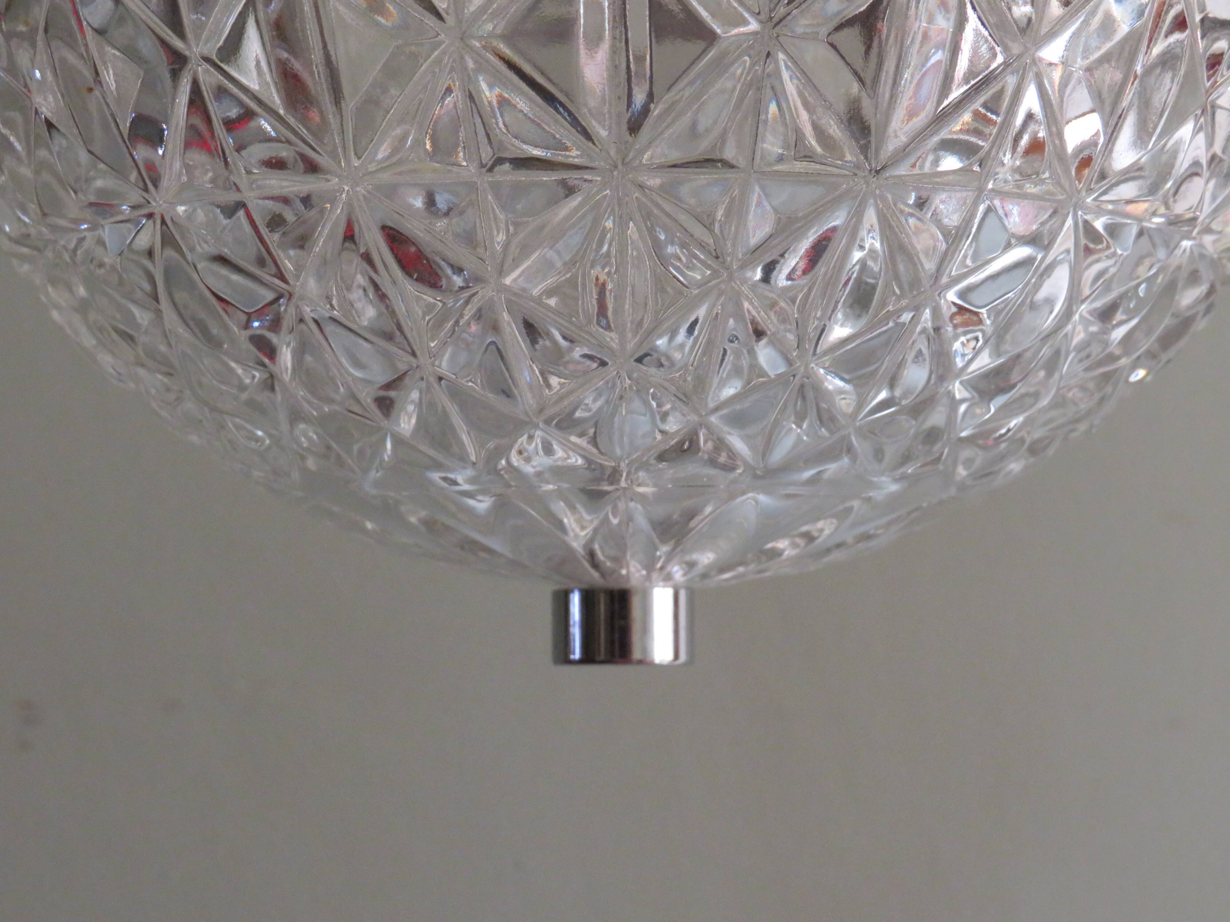 Spherical suspension in cut glass, Belgium 1960-1970