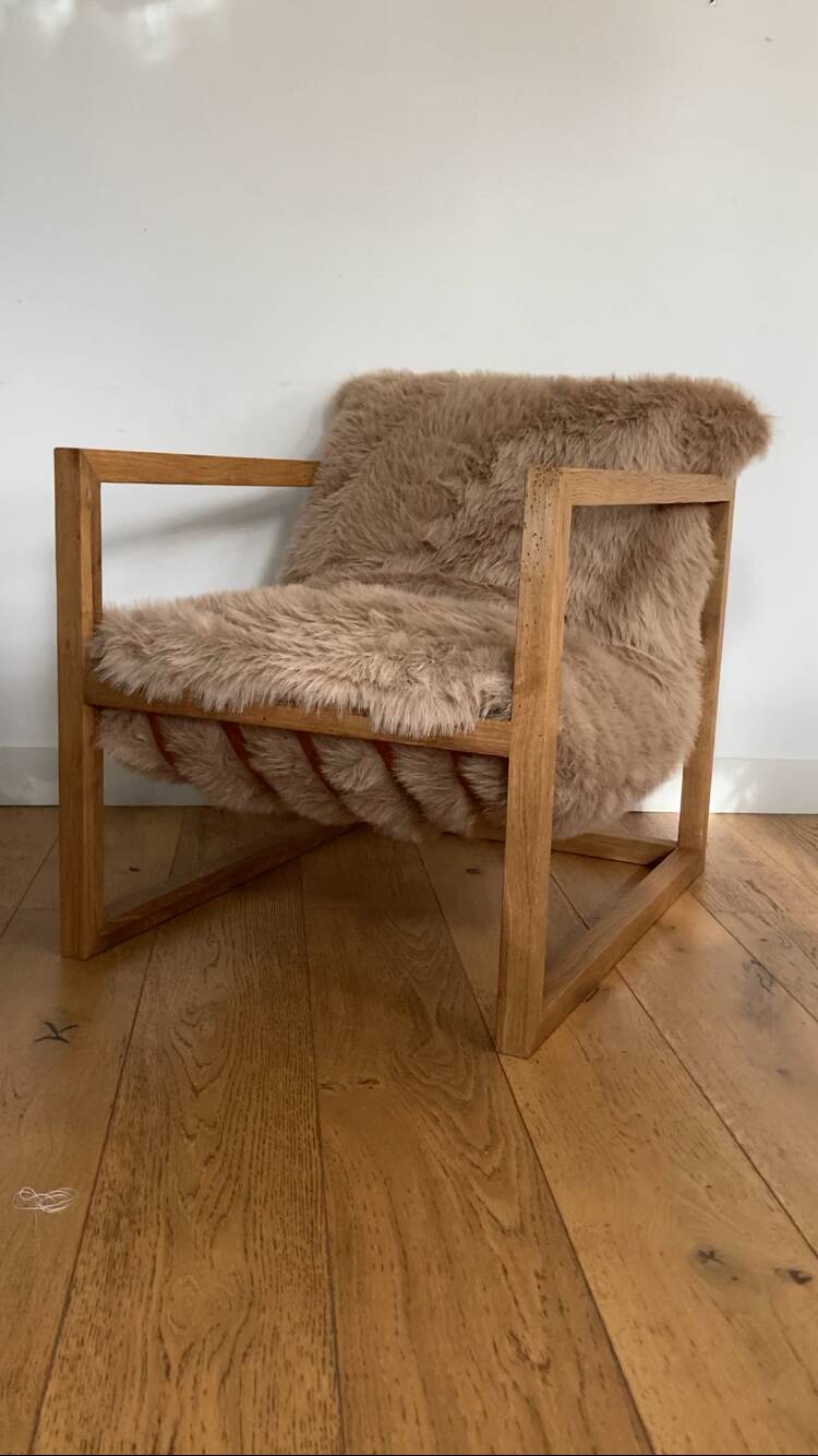 Fur armchair