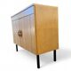 Commode vintage / armoire avec pieds en acier